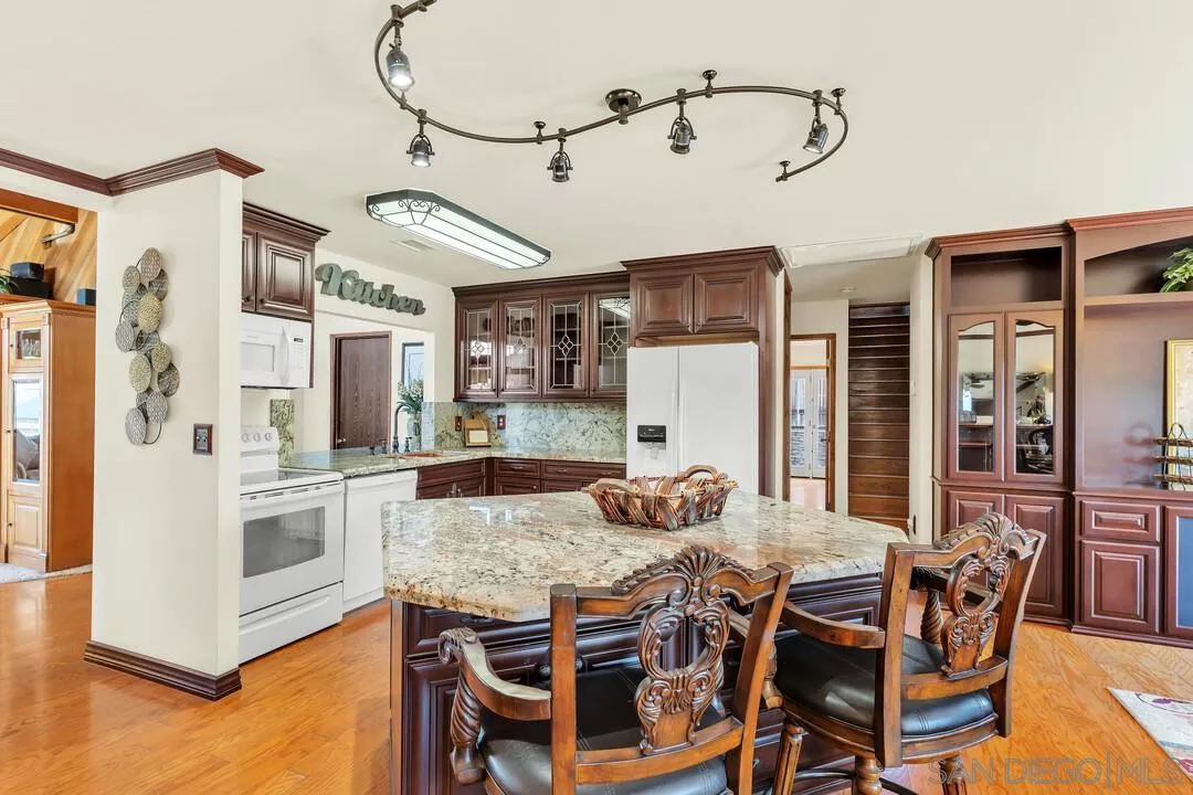 9931 Kincaid St, Santee, CA 92071 9931 Kincaid St, Santee, CA 92071