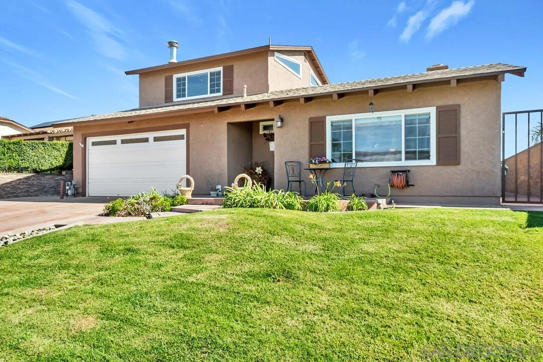 9931 Kincaid St, Santee, CA 92071 9931 Kincaid St, Santee, CA 92071