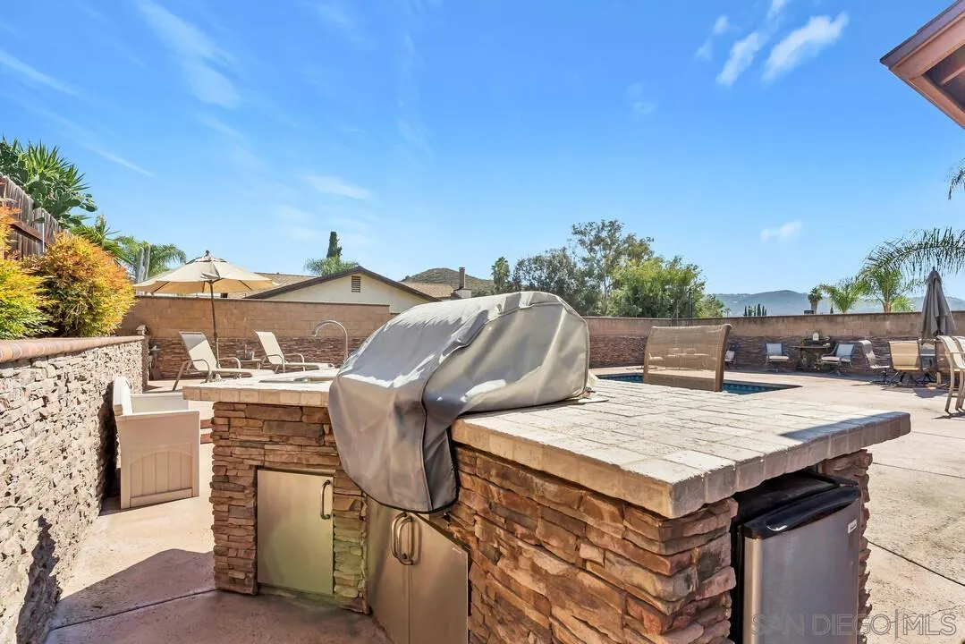 9931 Kincaid St, Santee, CA 92071 9931 Kincaid St, Santee, CA 92071