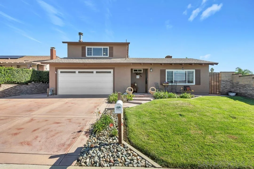 9931 Kincaid St, Santee, CA 92071 9931 Kincaid St, Santee, CA 92071