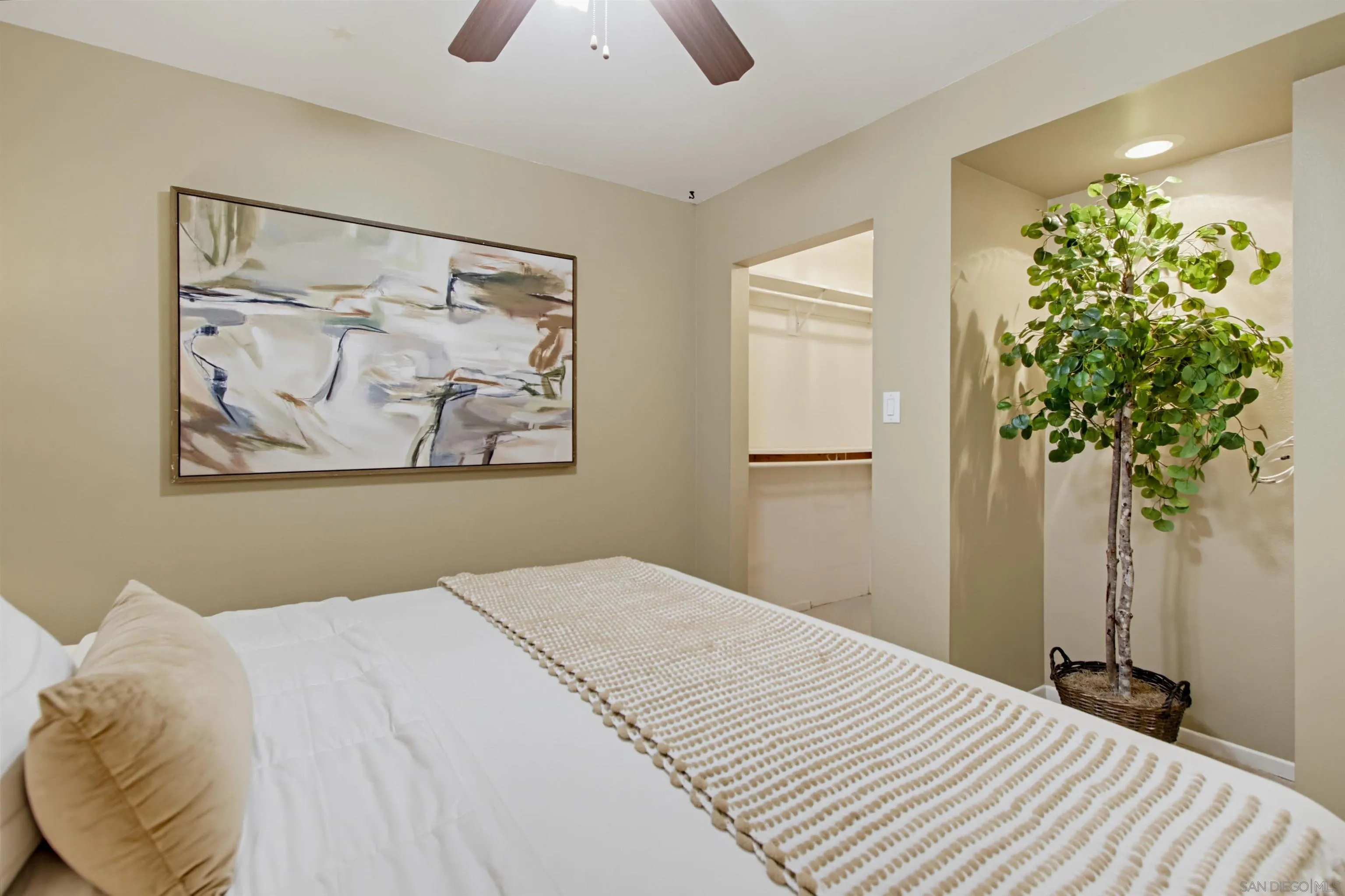 8444 Midland, La Mesa, CA 91941 8444 Midland, La Mesa, CA 91941