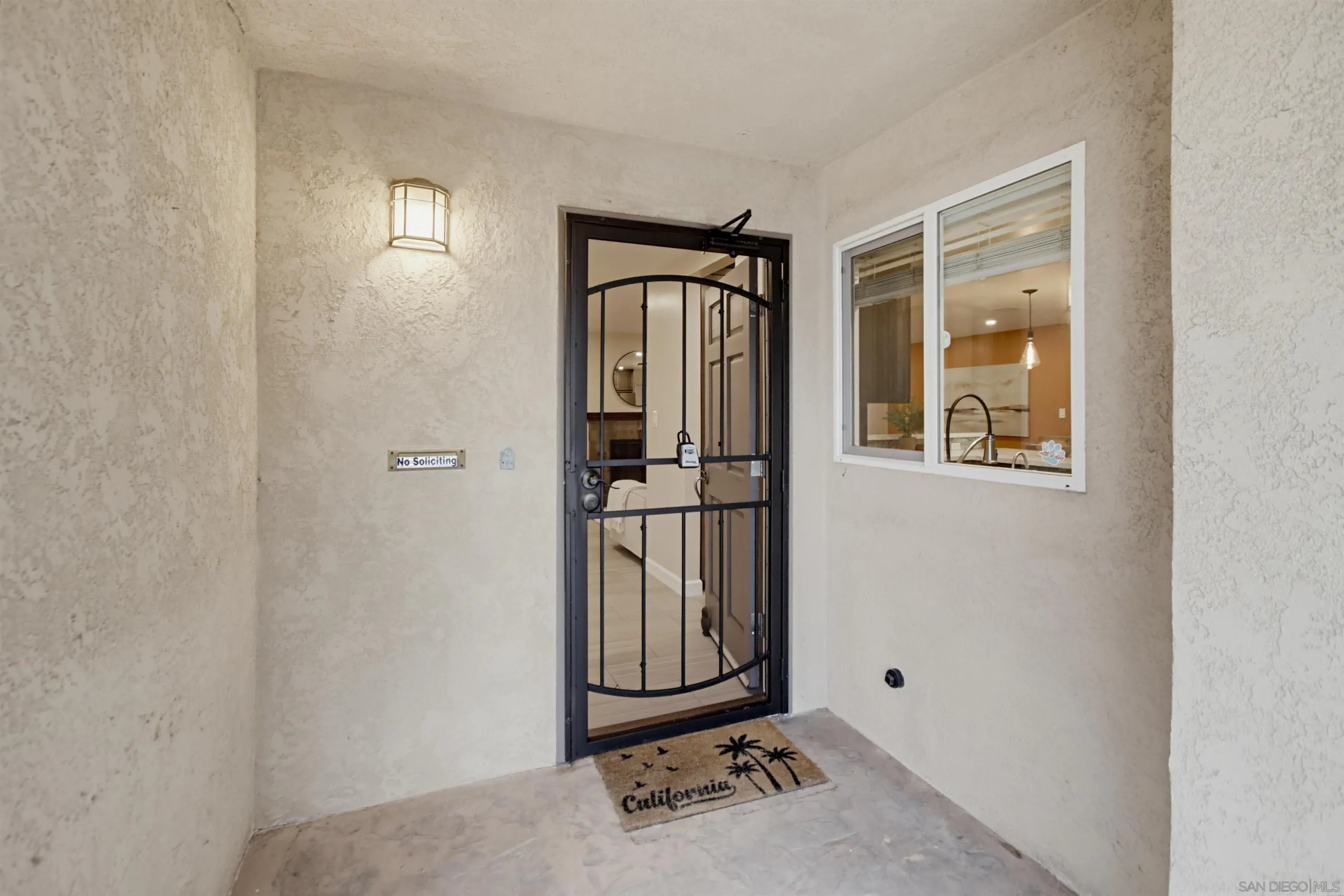 8444 Midland, La Mesa, CA 91941 8444 Midland, La Mesa, CA 91941
