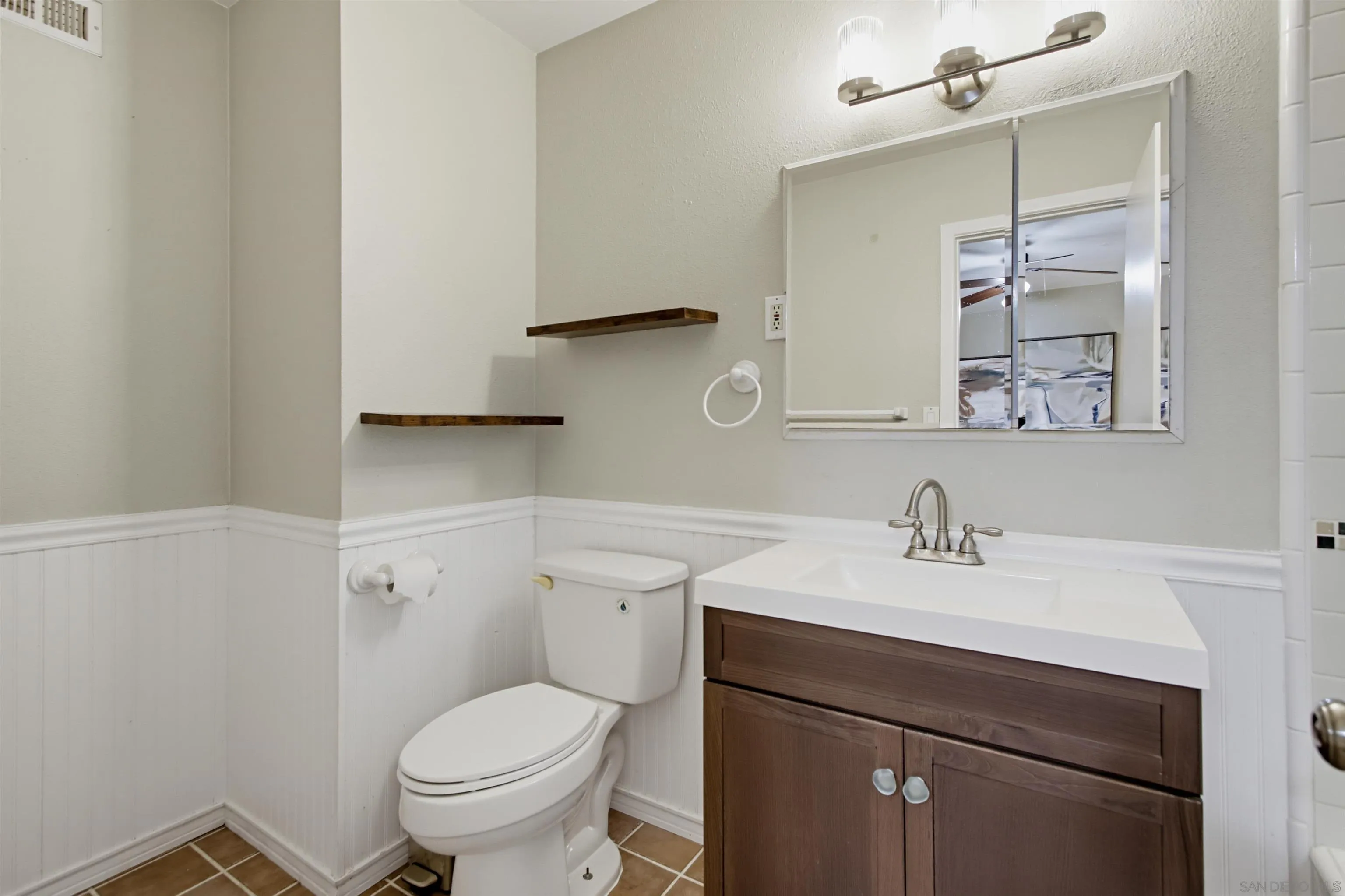 8444 Midland, La Mesa, CA 91941 8444 Midland, La Mesa, CA 91941