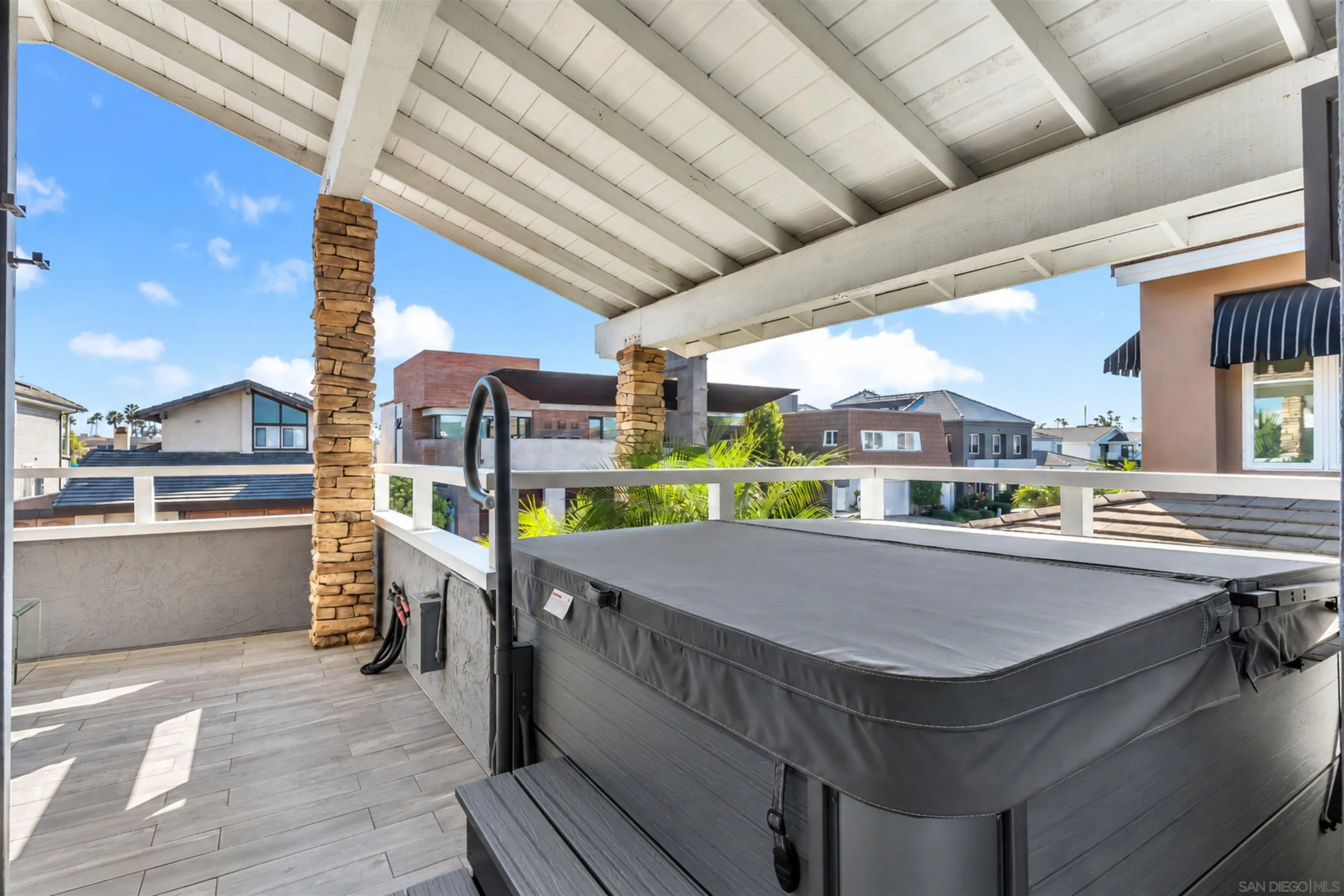 27 Sandpiper Strand, Coronado, CA 92118 27 Sandpiper Strand, Coronado, CA 92118