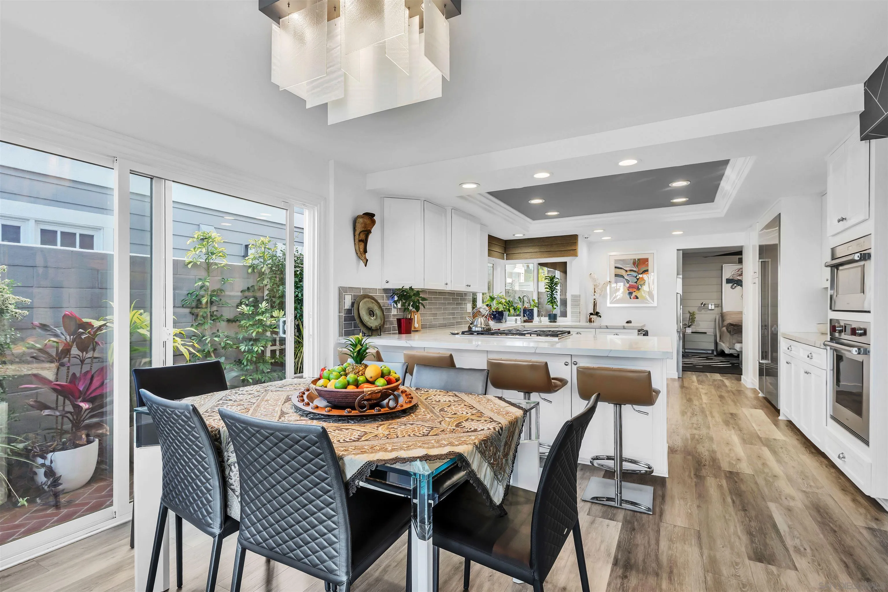 27 Sandpiper Strand, Coronado, CA 92118 27 Sandpiper Strand, Coronado, CA 92118