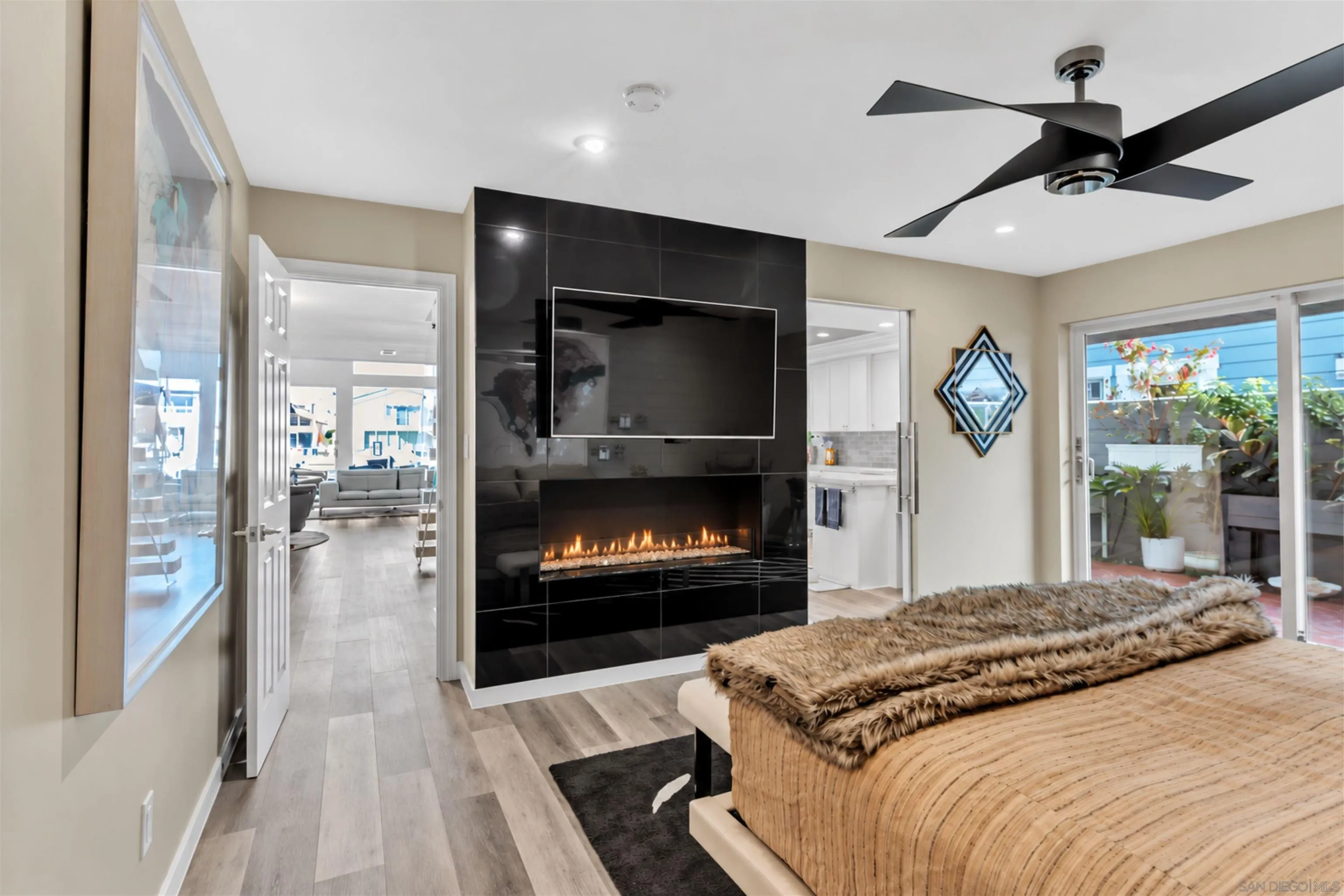 27 Sandpiper Strand, Coronado, CA 92118 27 Sandpiper Strand, Coronado, CA 92118