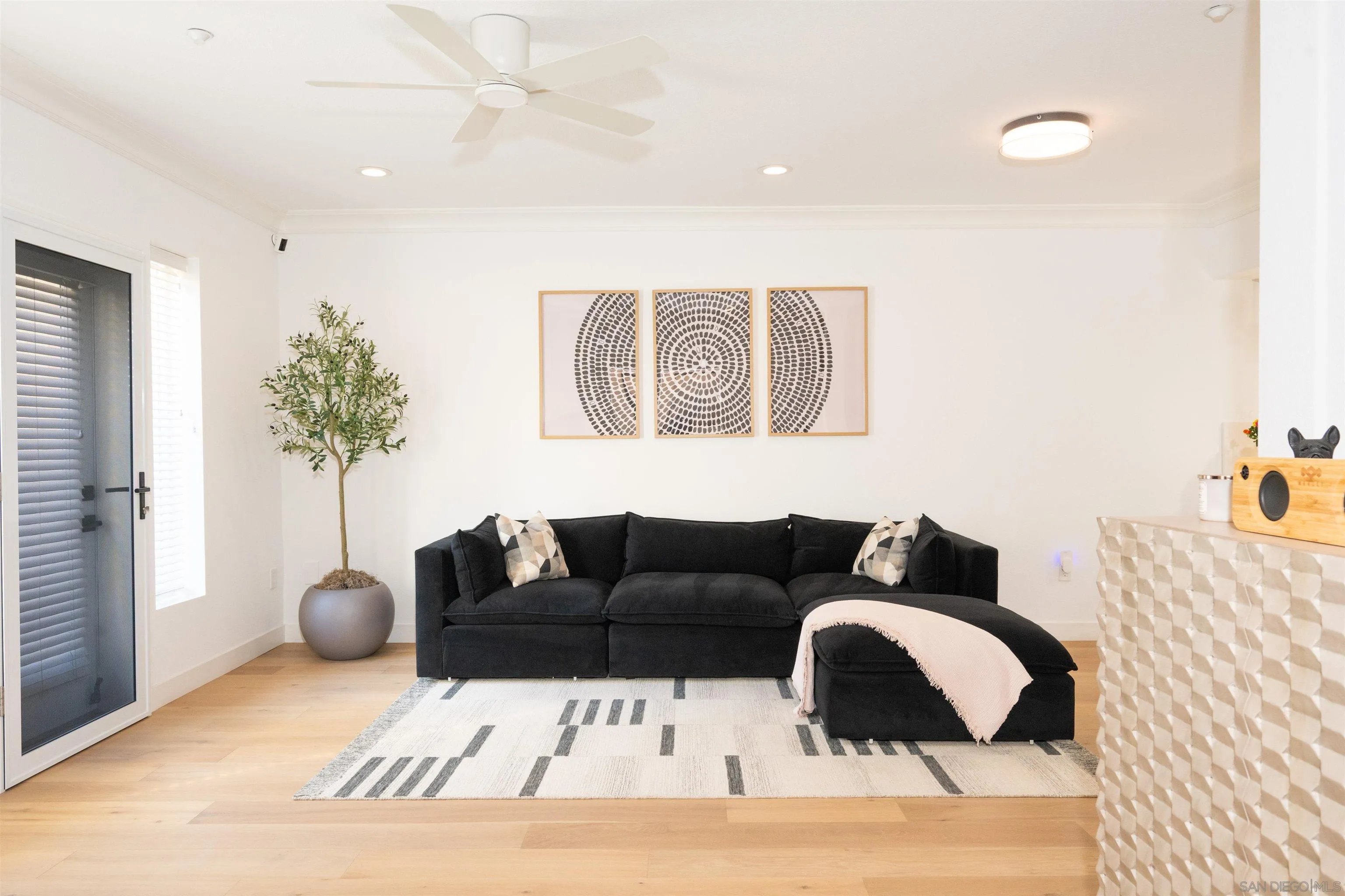 310 W G St, #110, San Diego, CA 92101 310 W G St, #110, San Diego, CA 92101