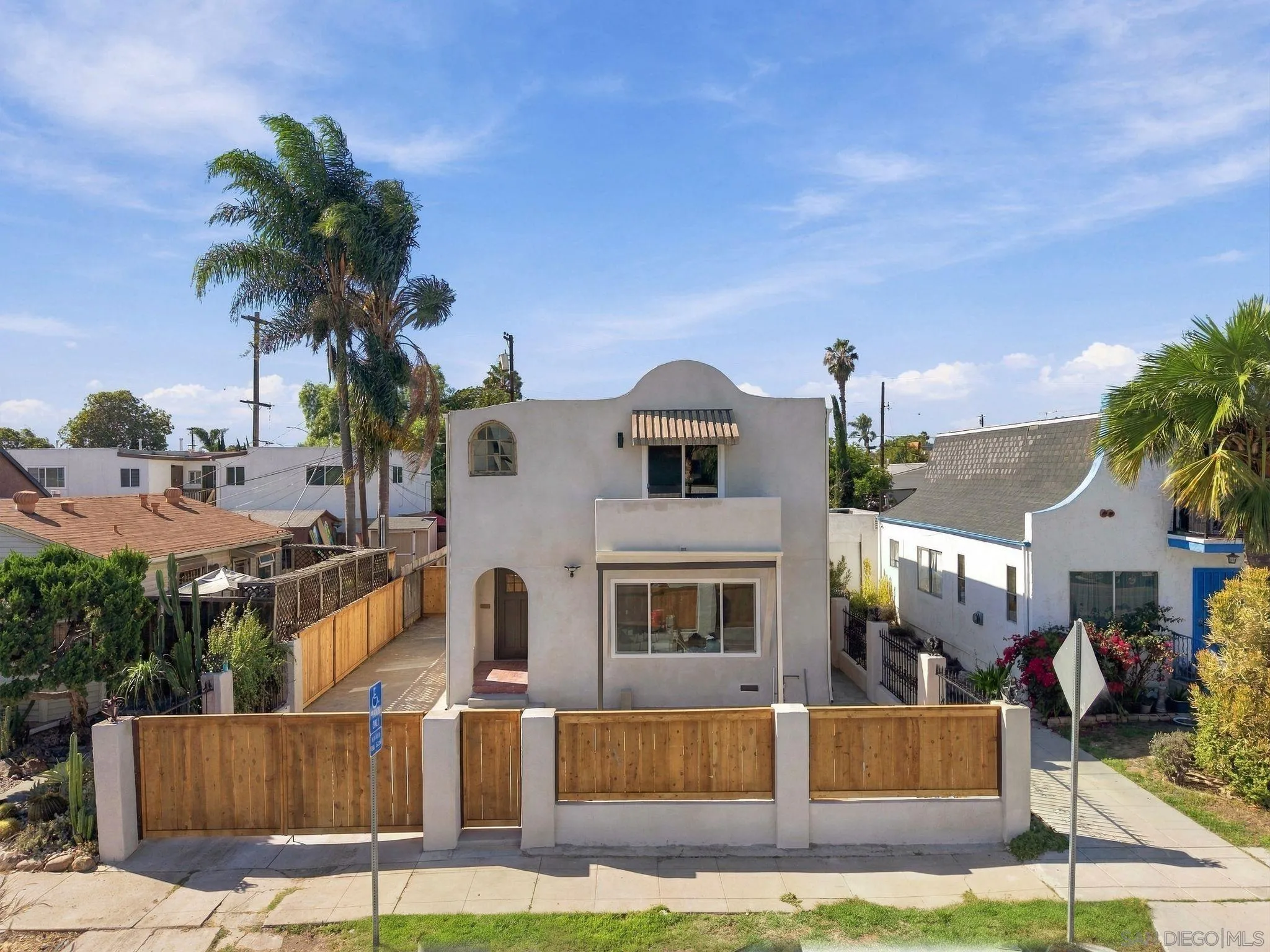 4420 38th St, San Diego, CA 92116 4420 38th St, San Diego, CA 92116