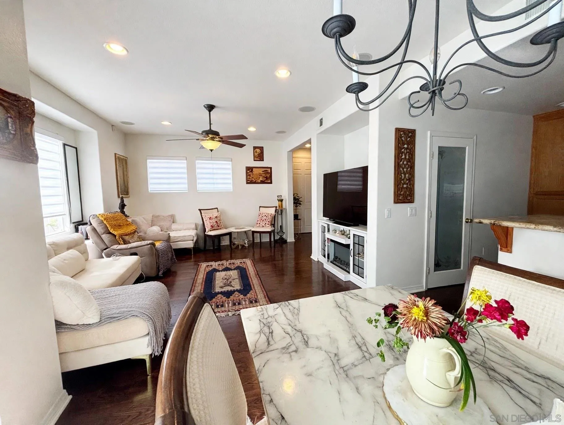 209 River Park Drive, #15, Santee, CA 92071 209 River Park Drive, #15, Santee, CA 92071