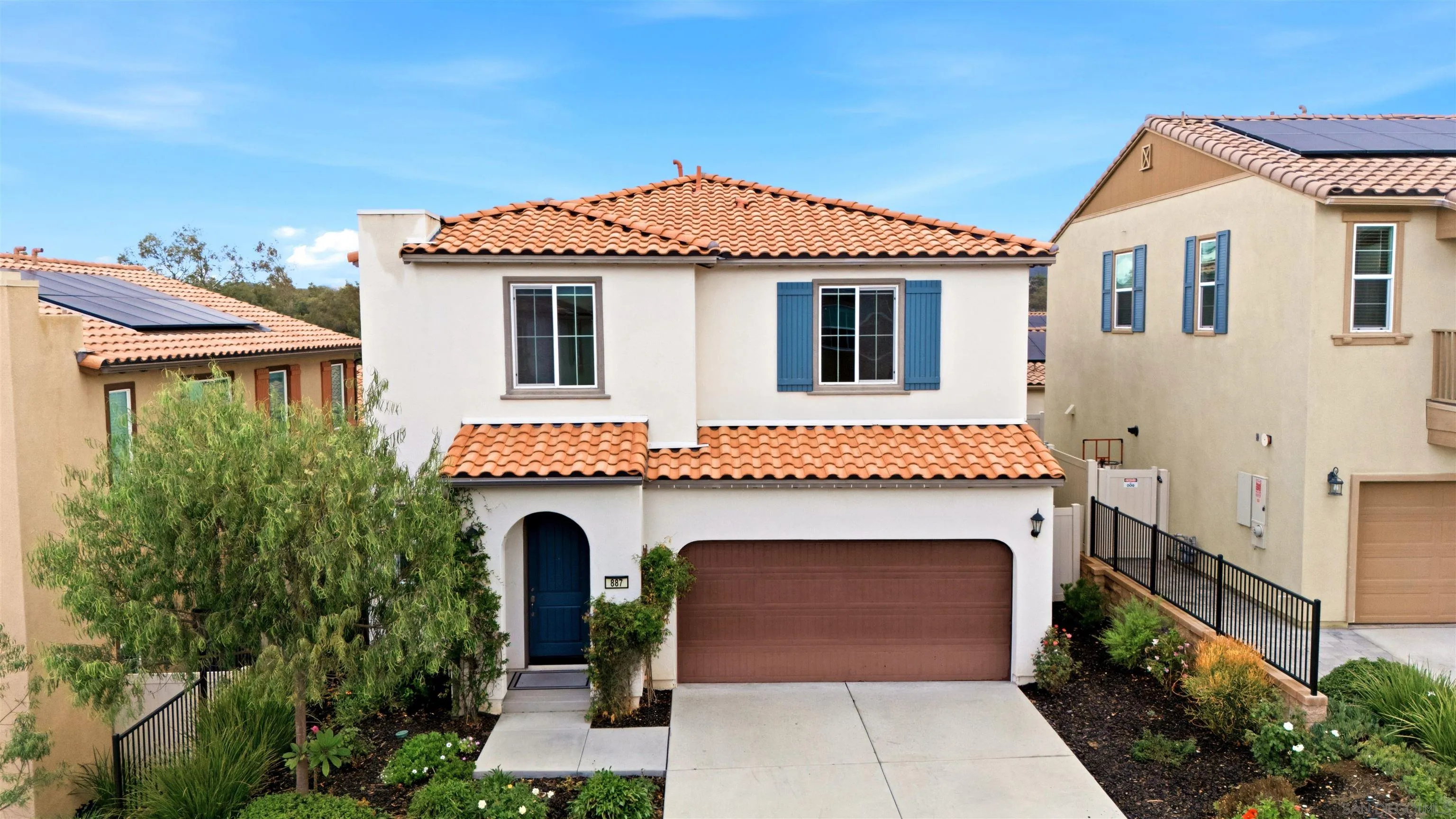 887 Brookdale Dr, Vista, CA 92081 887 Brookdale Dr, Vista, CA 92081