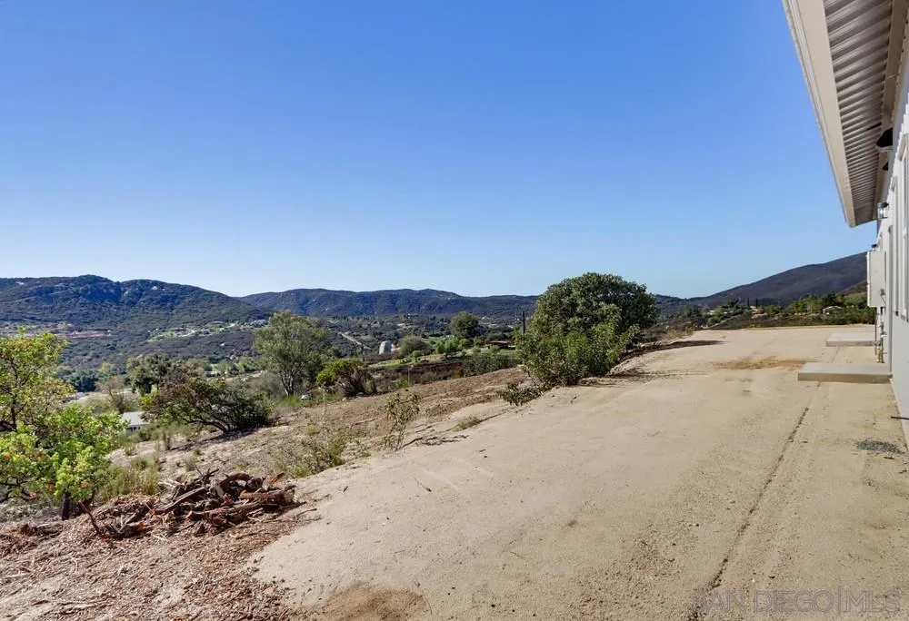 17532 Rav Ct, Jamul, CA 91935 Exterior Back