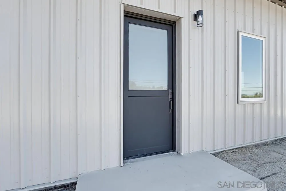 17532 Rav Ct, Jamul, CA 91935 Entry