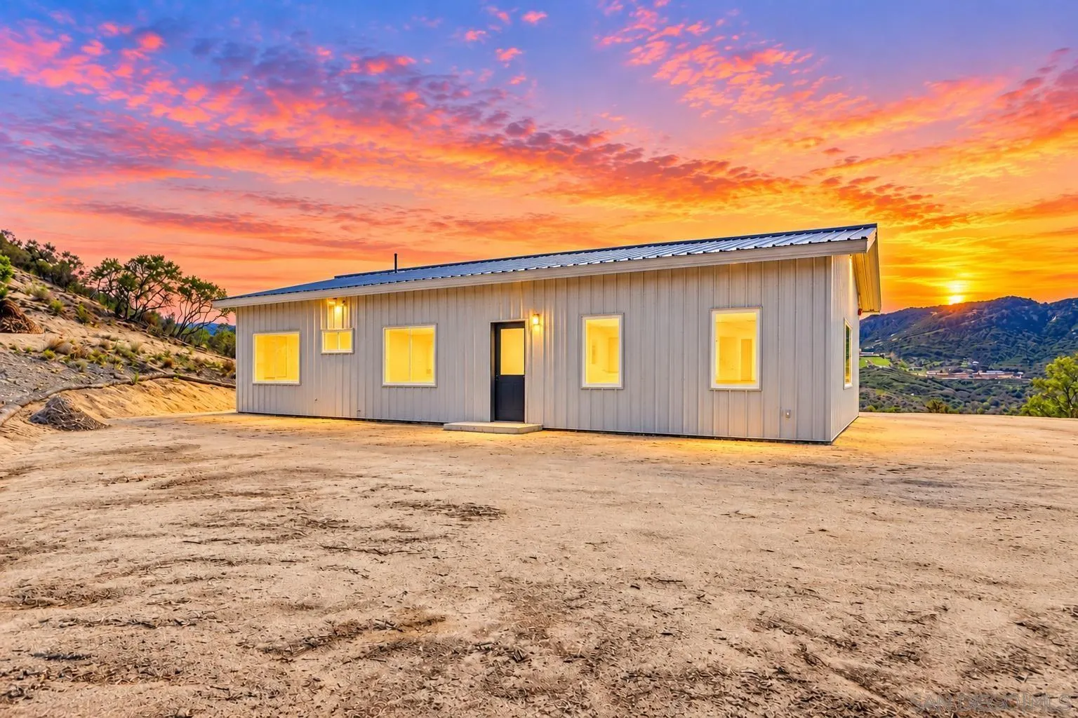 17532 Rav Ct, Jamul, CA 91935 17532 Rav Ct, Jamul, CA 91935