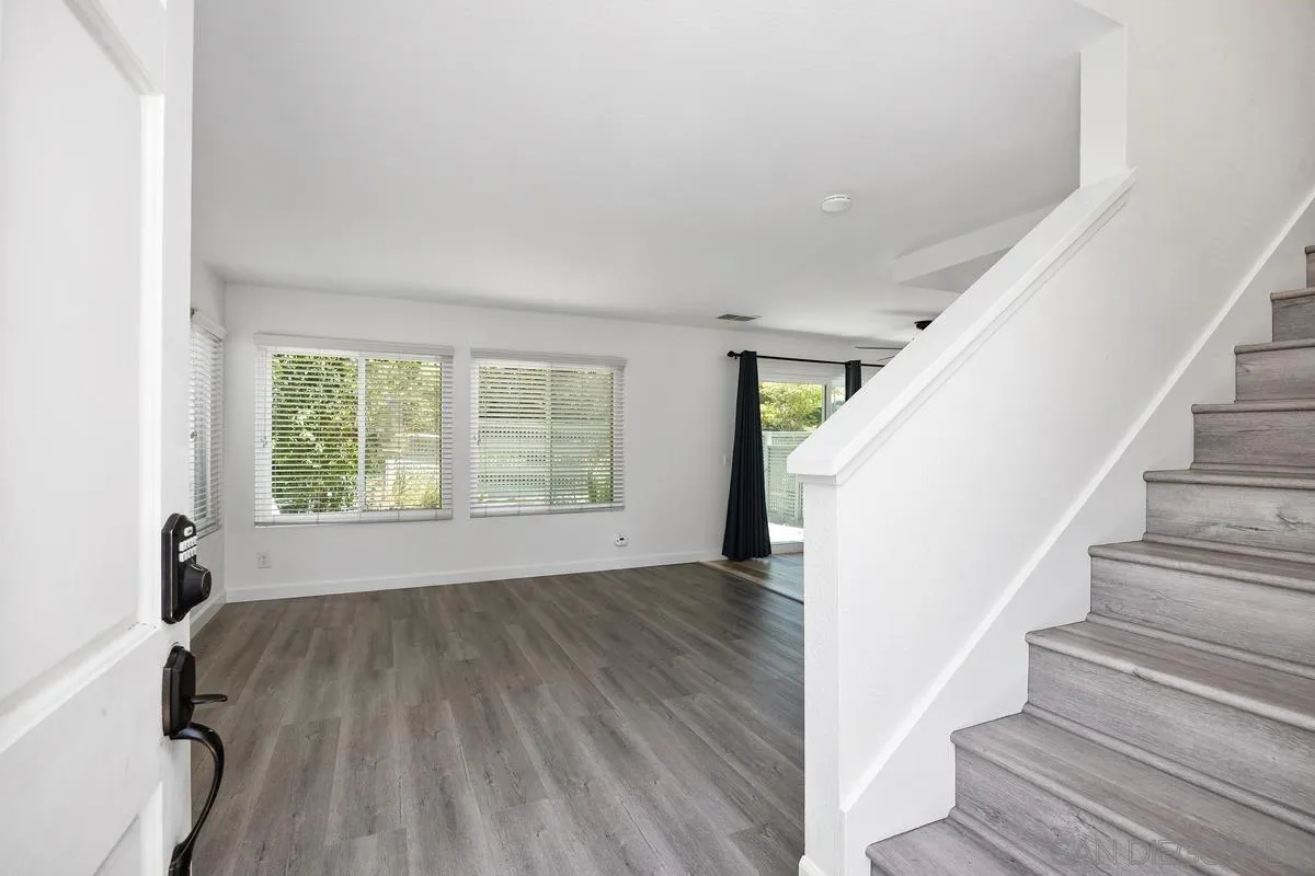 https://cdn.realtyfeed.com/cdn/127/260025955/26bd3853e5850958536889145ccc5cc4.webp