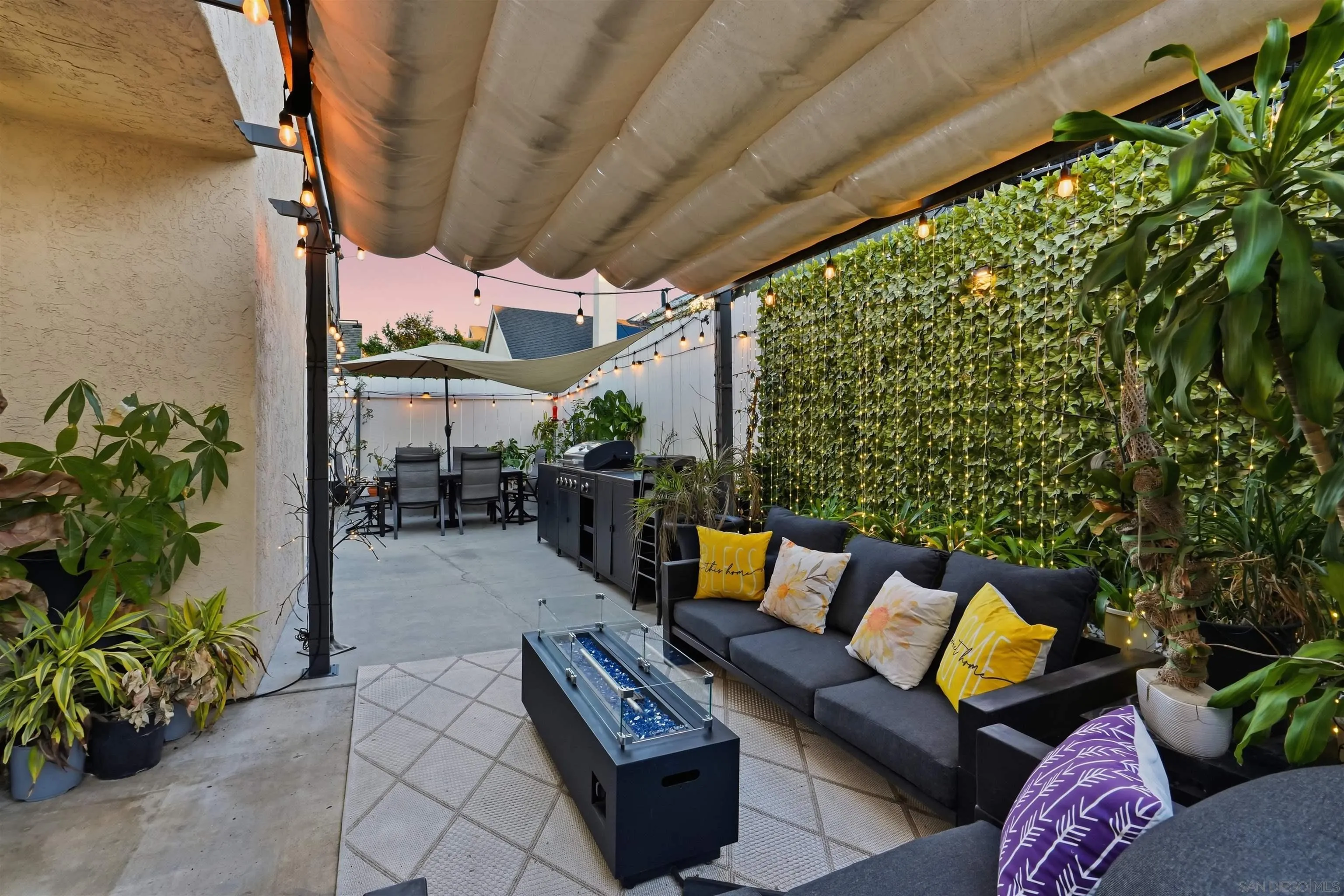 359 61St, San Diego, CA 92114 359 61St, San Diego, CA 92114
