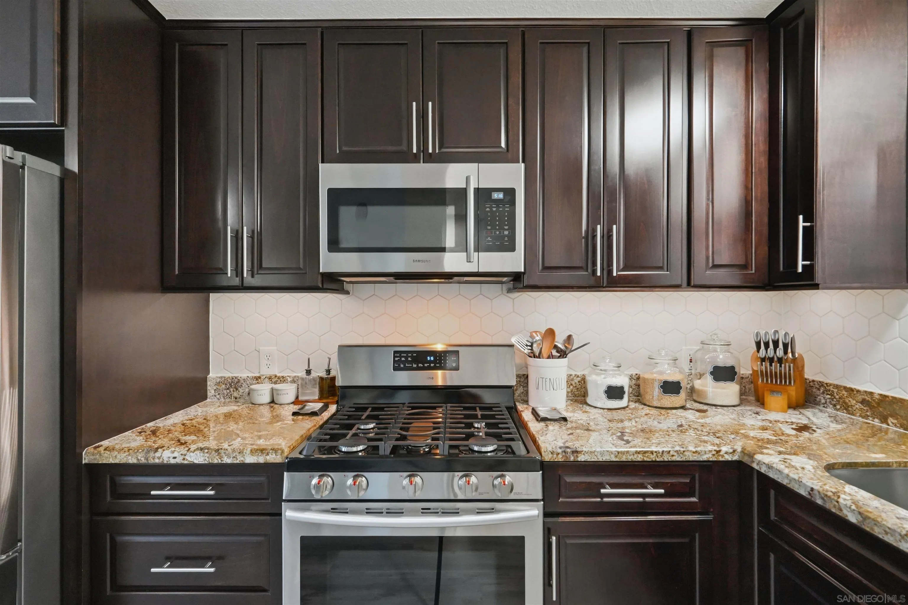 359 61St, San Diego, CA 92114 359 61St, San Diego, CA 92114