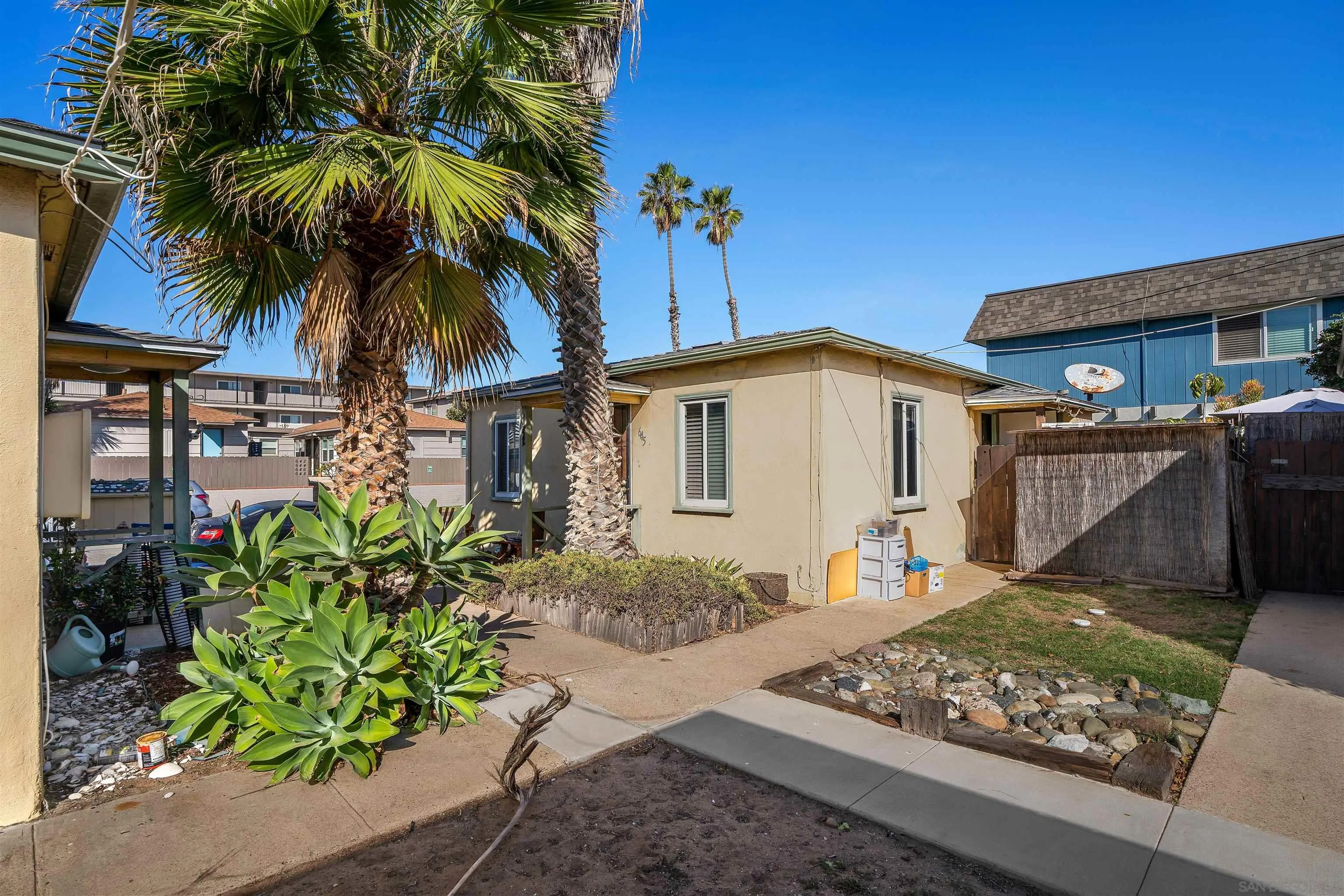 651-655 Seacoast Dr, Imperial Beach, CA 91932 651-655 Seacoast Dr, Imperial Beach, CA 91932