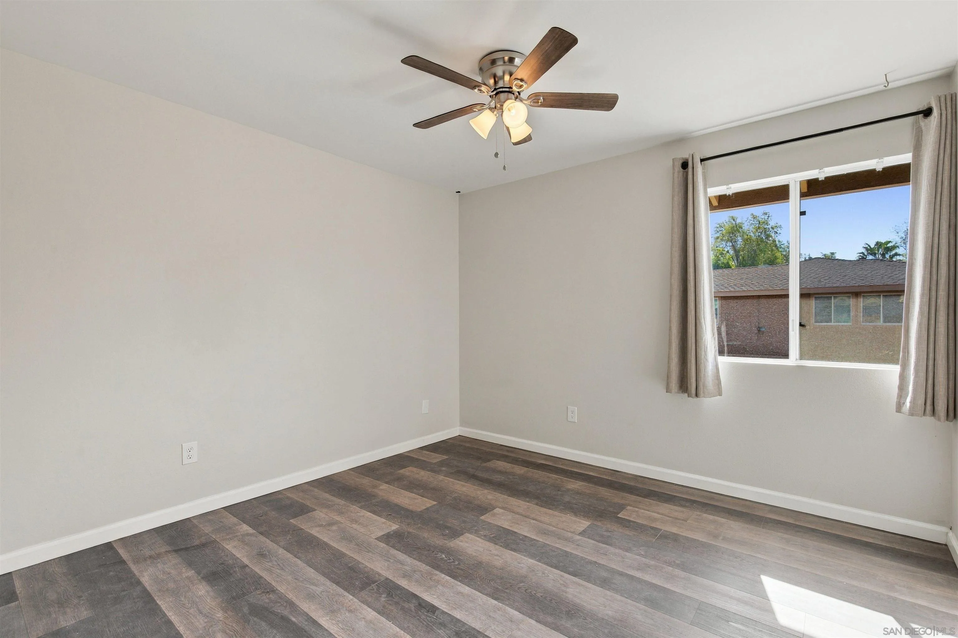 916 Amistad Ct, #D, El Cajon, CA 92019 916 Amistad Ct, #D, El Cajon, CA 92019