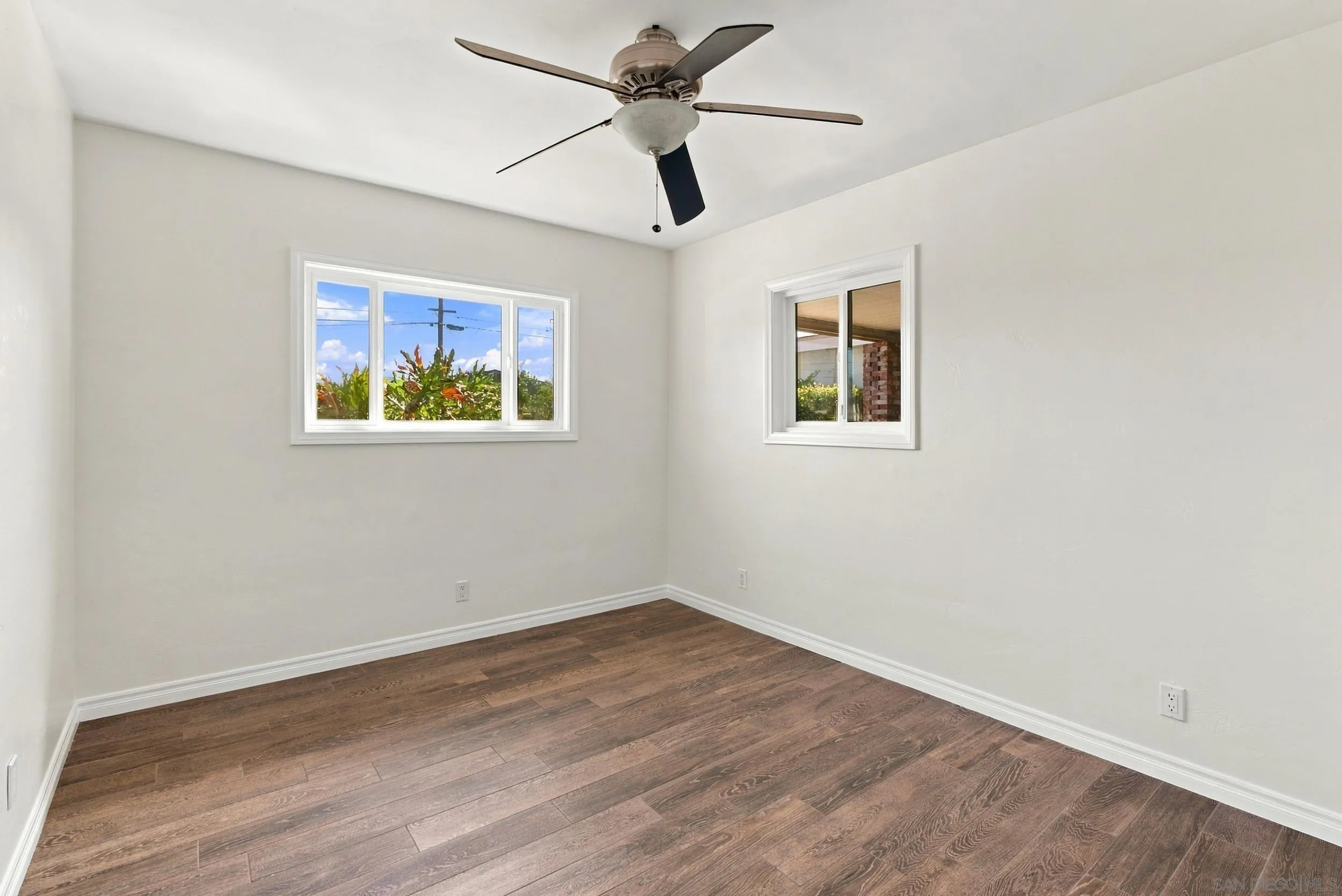 6068 Henderson Dr., La Mesa, CA 91942 6068 Henderson Dr., La Mesa, CA 91942