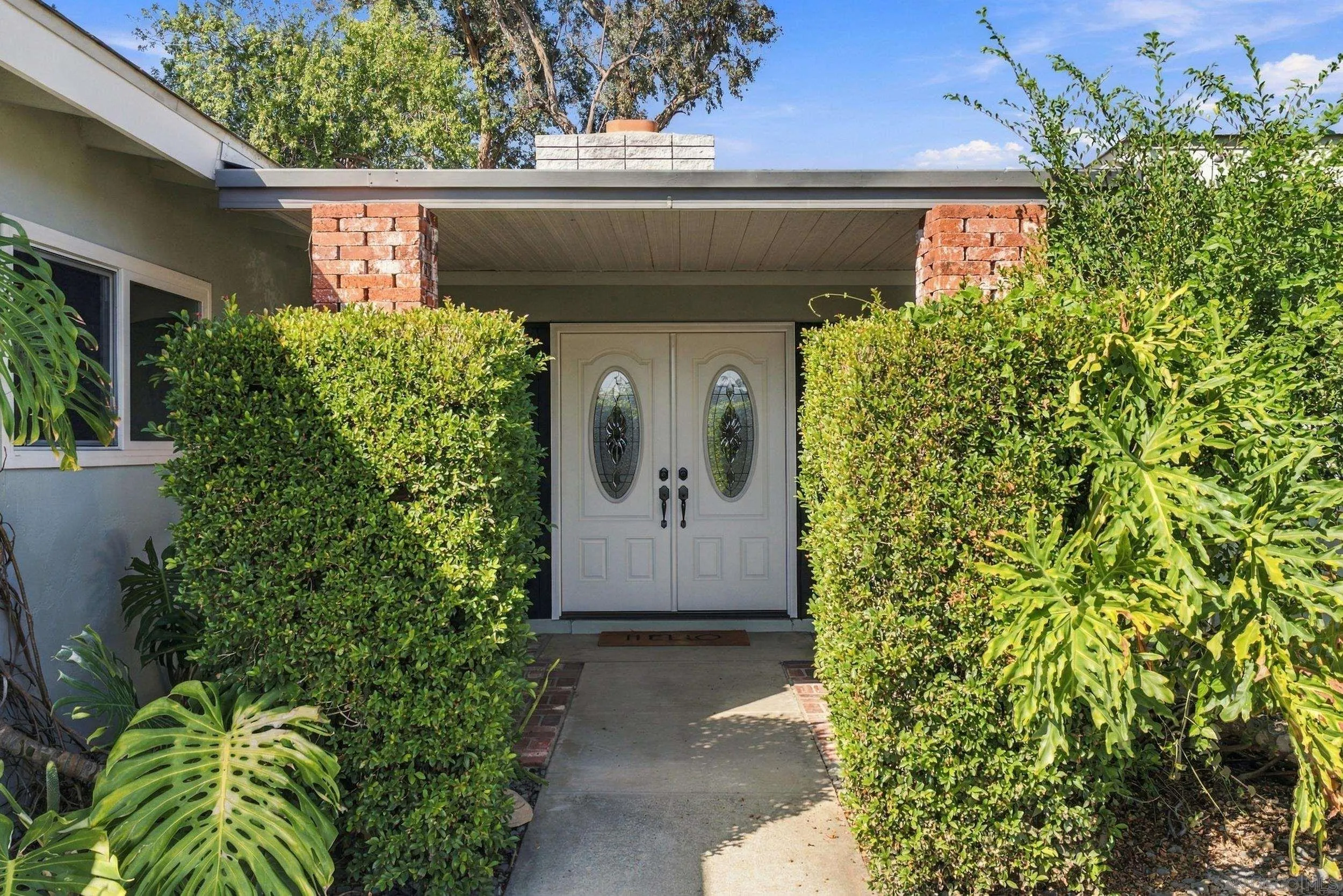 6068 Henderson Dr., La Mesa, CA 91942 6068 Henderson Dr., La Mesa, CA 91942