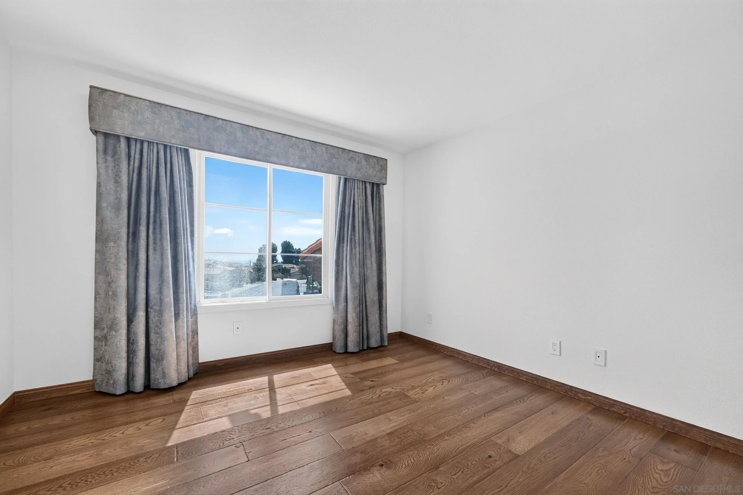 1380 Caminito Balada, La Jolla, CA 92037 1380 Caminito Balada, La Jolla, CA 92037