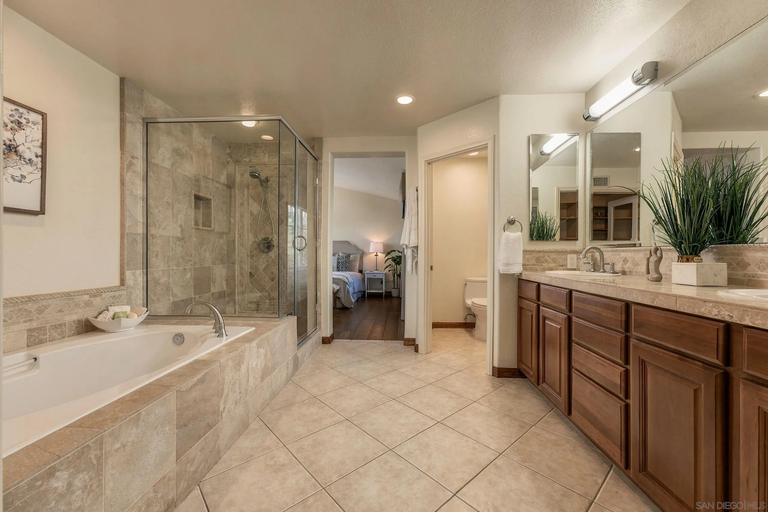 1380 Caminito Balada, La Jolla, CA 92037 1380 Caminito Balada, La Jolla, CA 92037