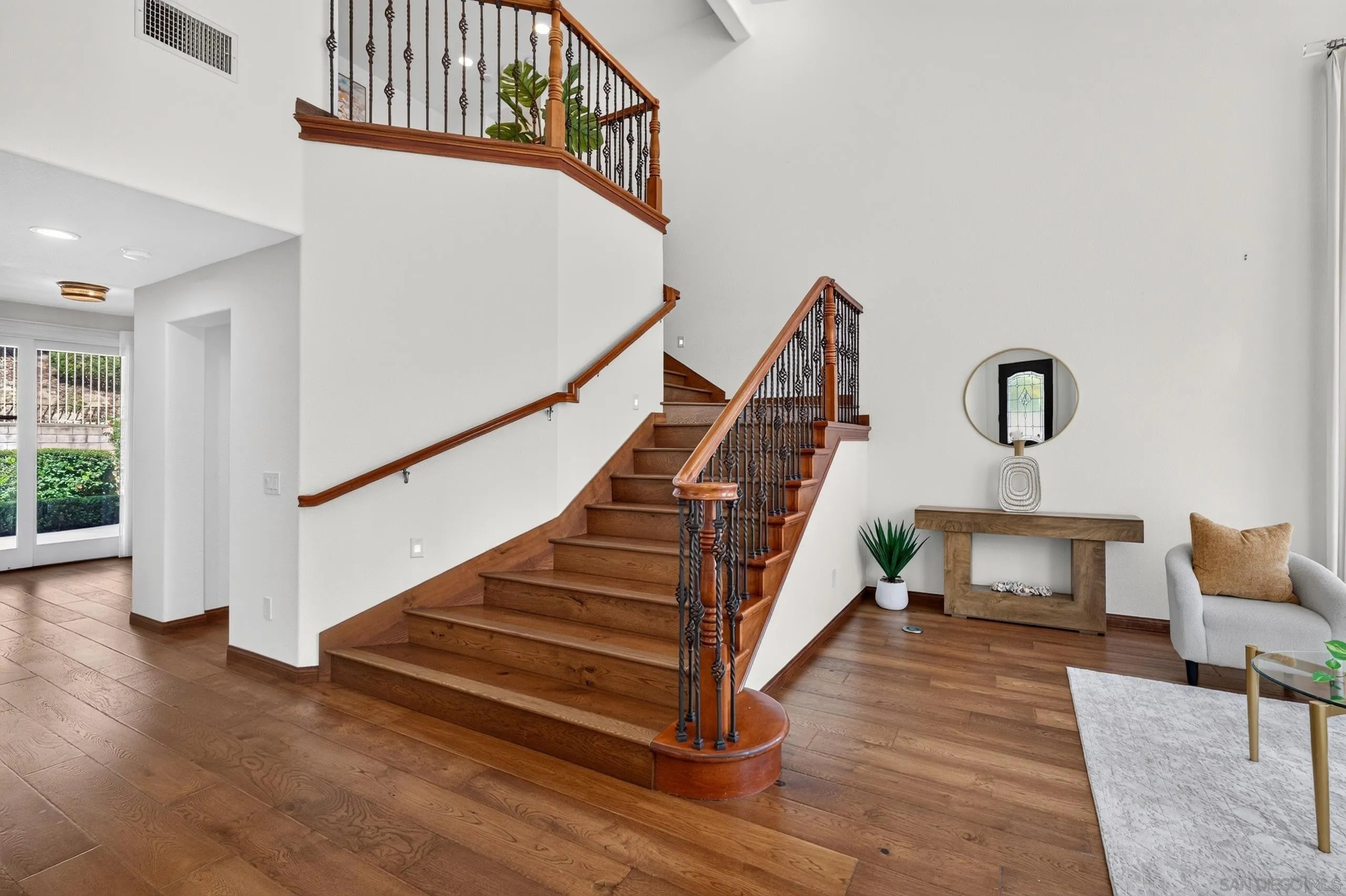 1380 Caminito Balada, La Jolla, CA 92037 1380 Caminito Balada, La Jolla, CA 92037