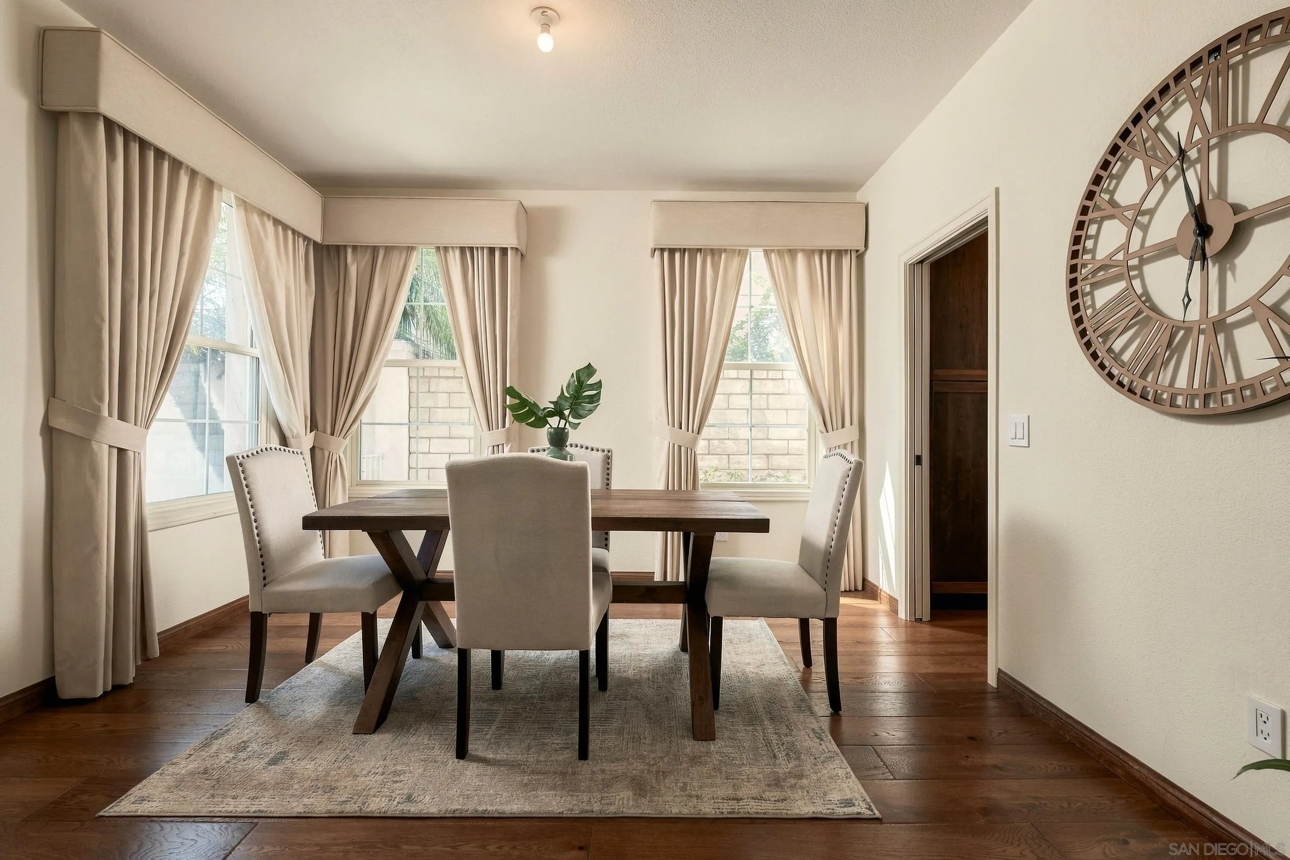 1380 Caminito Balada, La Jolla, CA 92037 1380 Caminito Balada, La Jolla, CA 92037