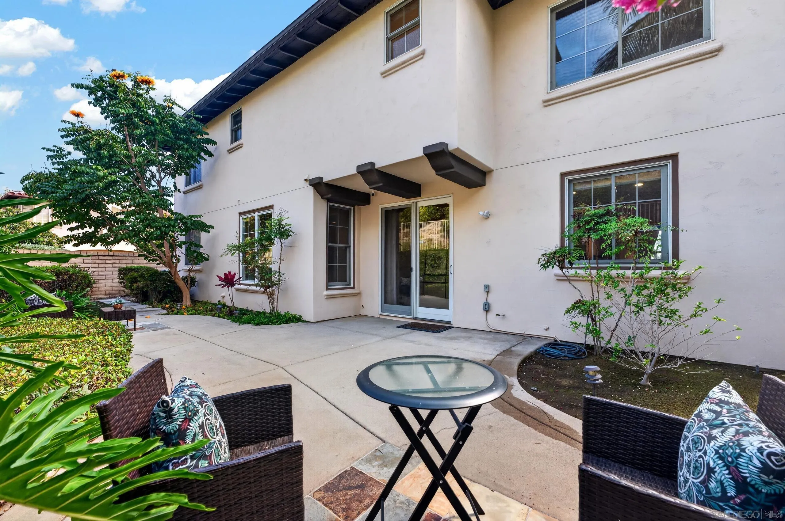 1380 Caminito Balada, La Jolla, CA 92037 1380 Caminito Balada, La Jolla, CA 92037