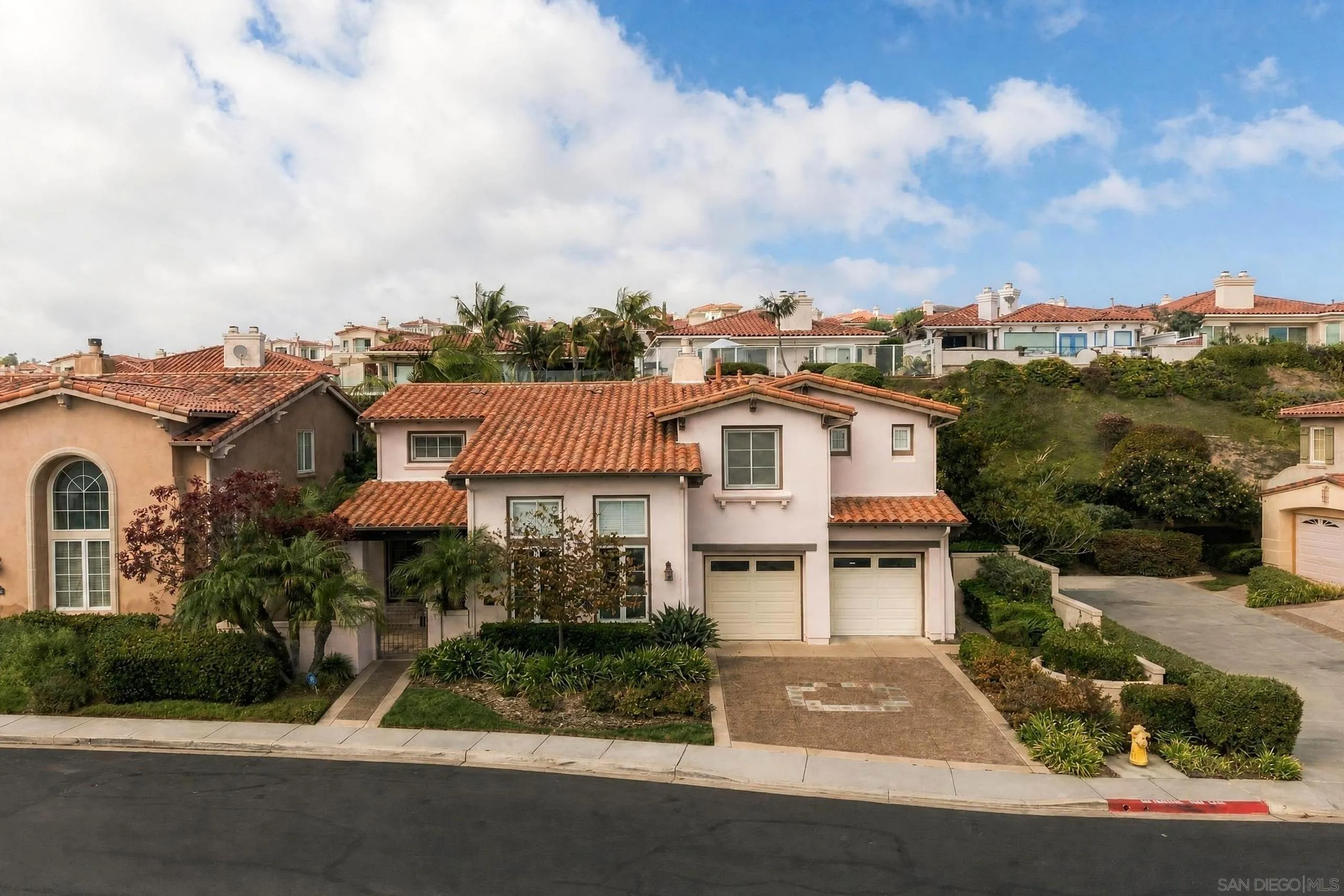 1380 Caminito Balada, La Jolla, CA 92037 1380 Caminito Balada, La Jolla, CA 92037
