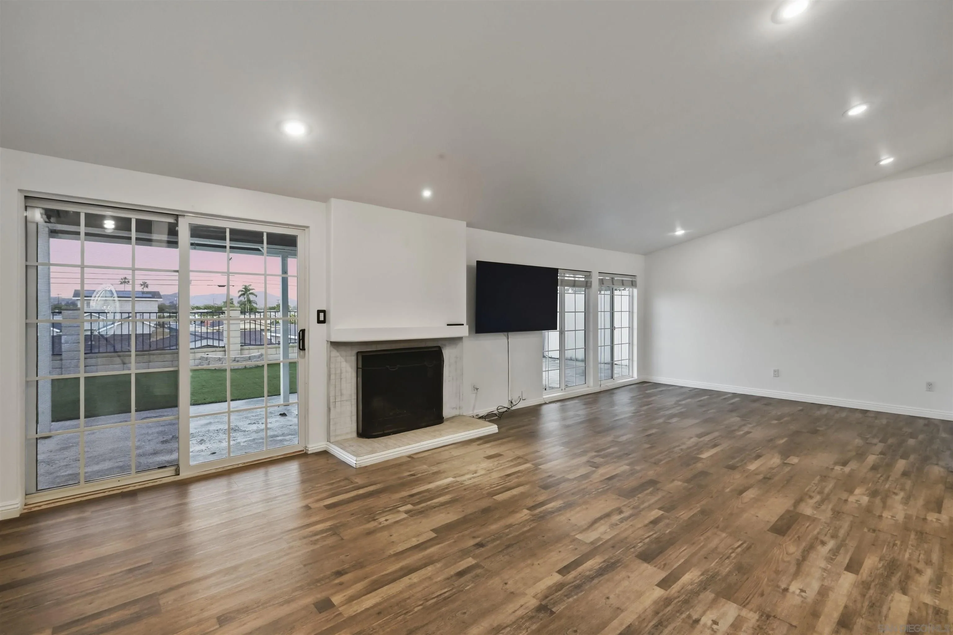 2925 Mission Village, San Diego, CA 92123 2925 Mission Village, San Diego, CA 92123