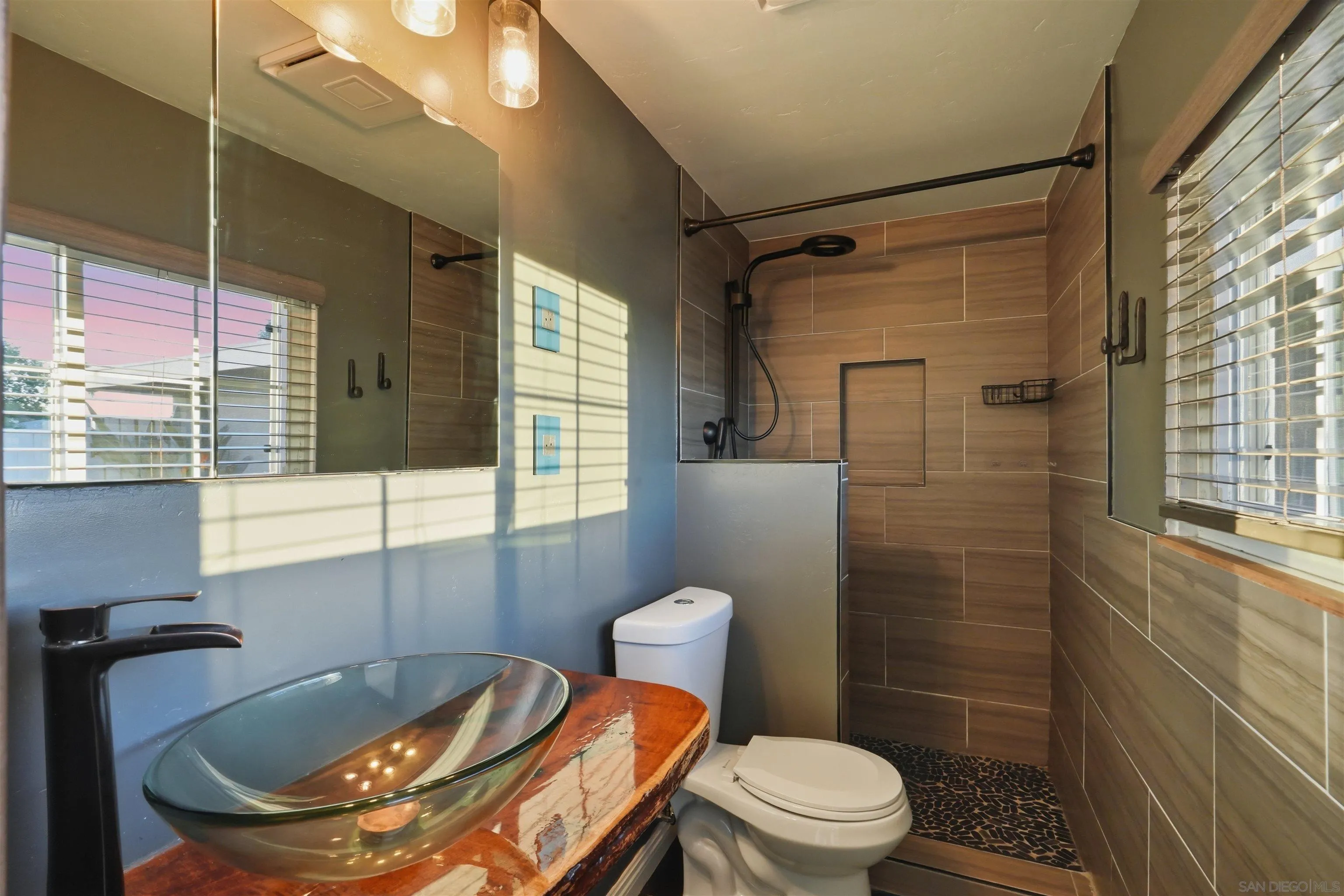 2925 Mission Village, San Diego, CA 92123 2925 Mission Village, San Diego, CA 92123