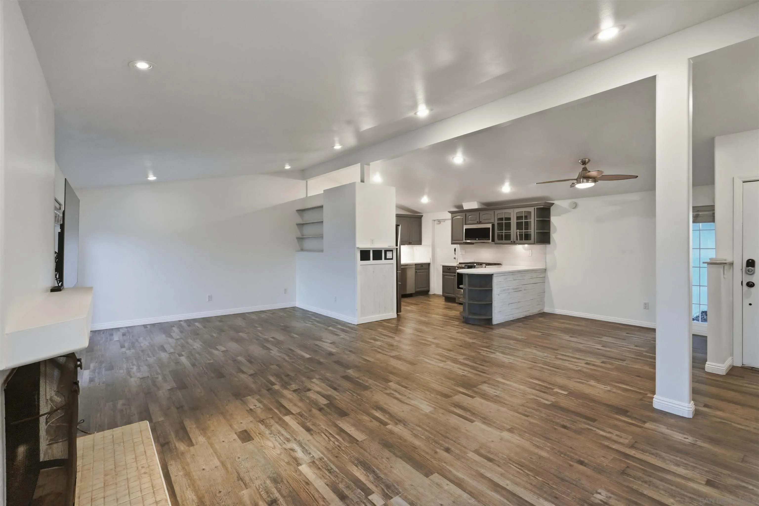 2925 Mission Village, San Diego, CA 92123 2925 Mission Village, San Diego, CA 92123