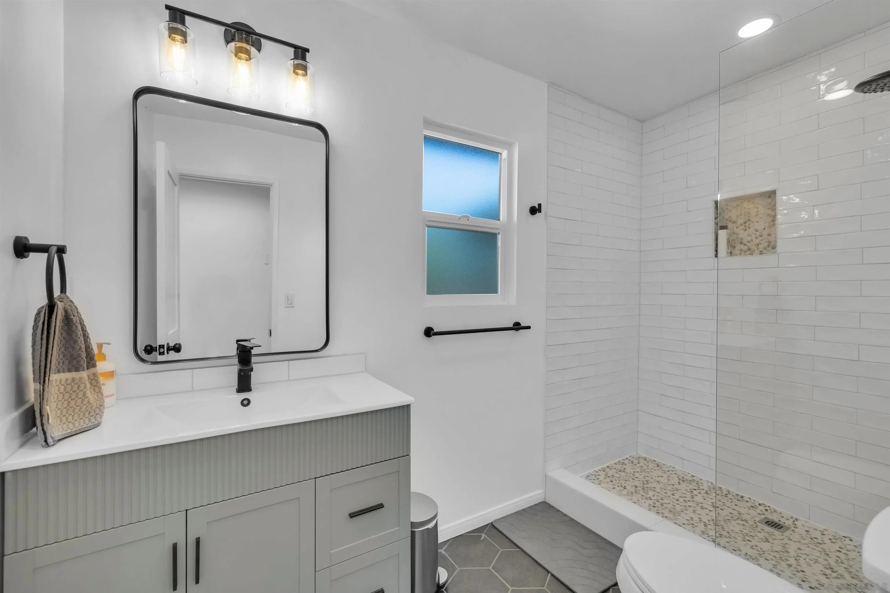 3187 Double O Rd, Borrego Springs, CA 92004 Bathroom