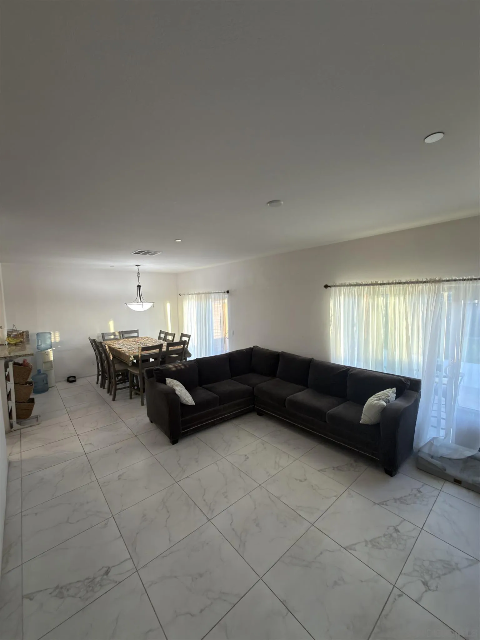 54 Tamarindo Way, Chula Vista, CA 91911 54 Tamarindo Way, Chula Vista, CA 91911