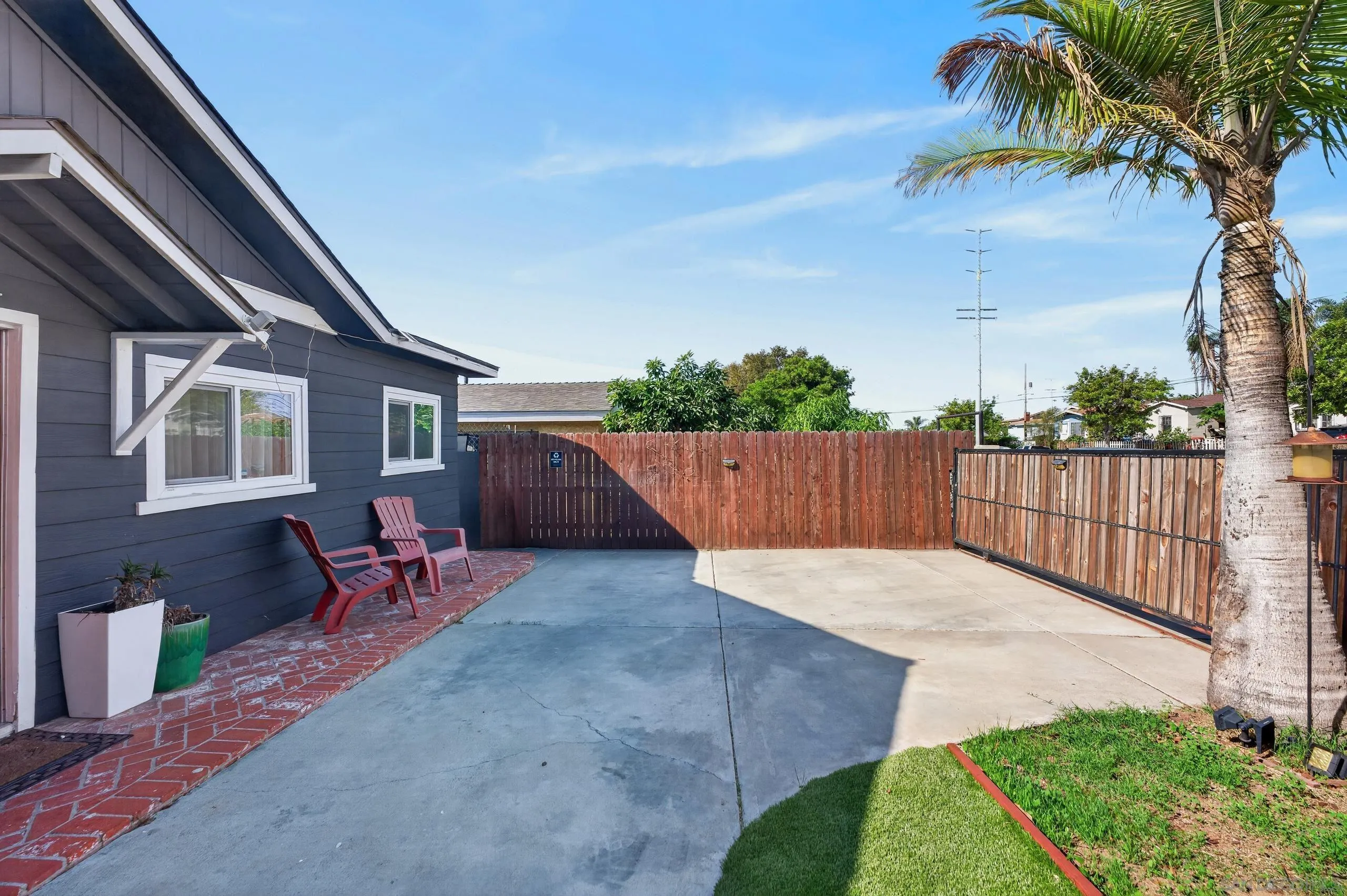 4029 Delta St, San Diego, CA 92113 4029 Delta St, San Diego, CA 92113