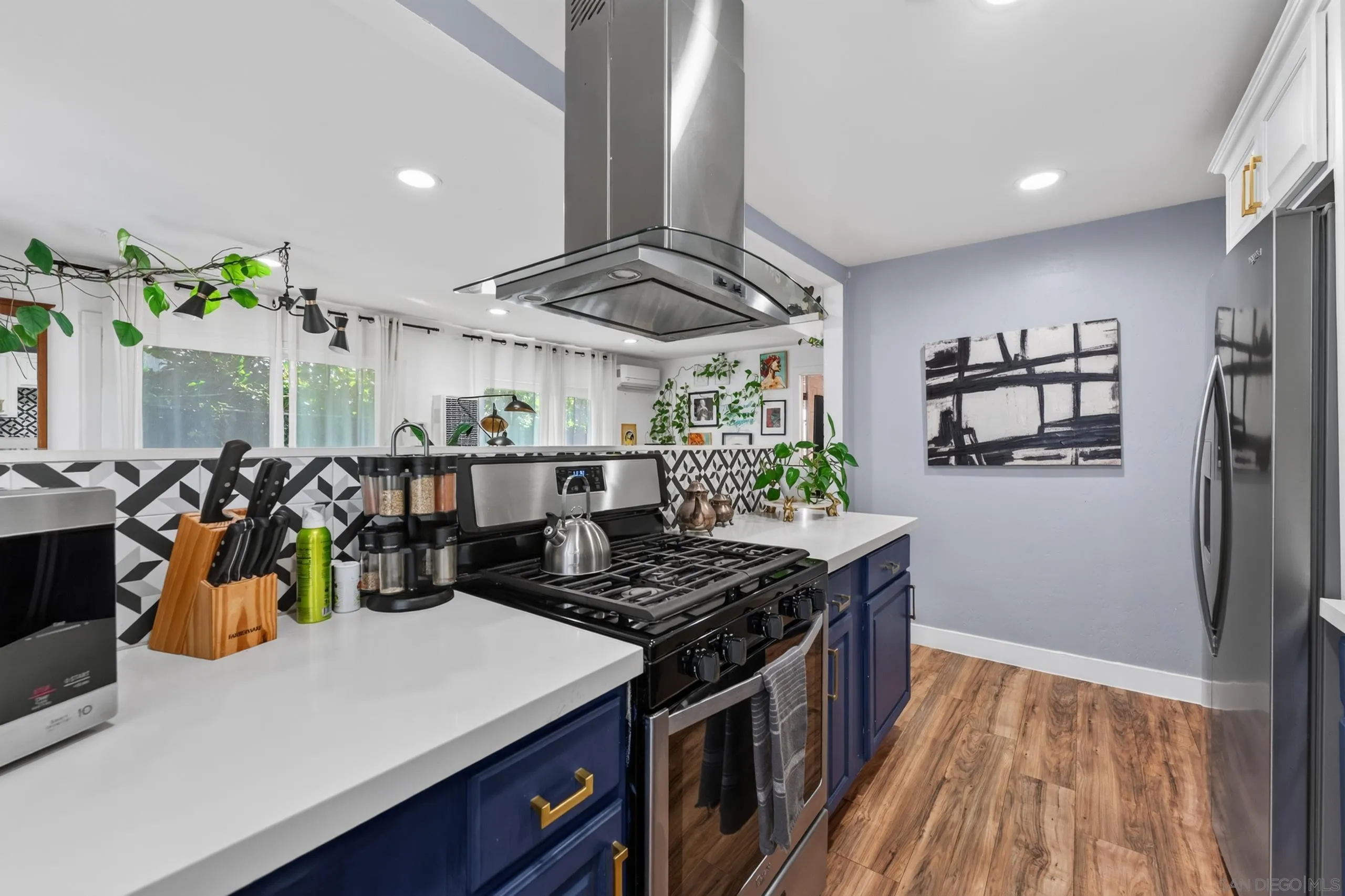 4029 Delta St, San Diego, CA 92113 4029 Delta St, San Diego, CA 92113