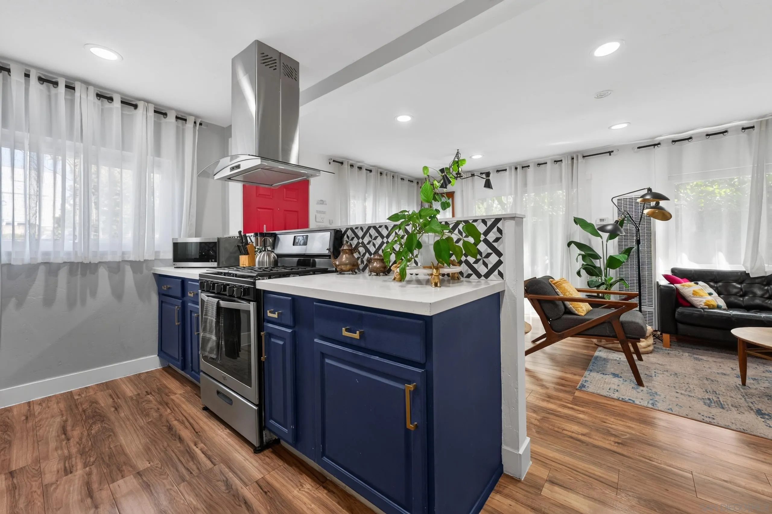4029 Delta St, San Diego, CA 92113 4029 Delta St, San Diego, CA 92113
