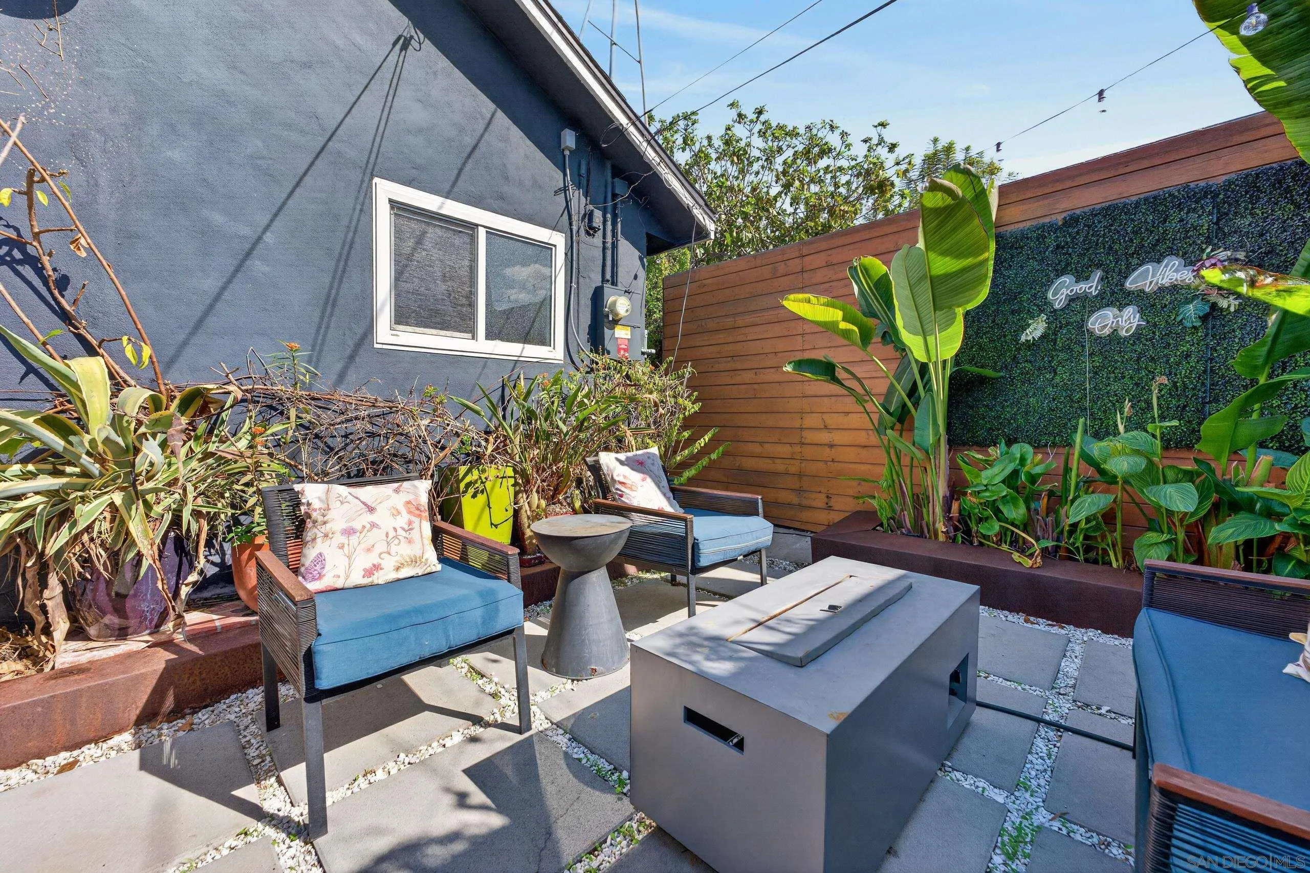 4029 Delta St, San Diego, CA 92113 4029 Delta St, San Diego, CA 92113