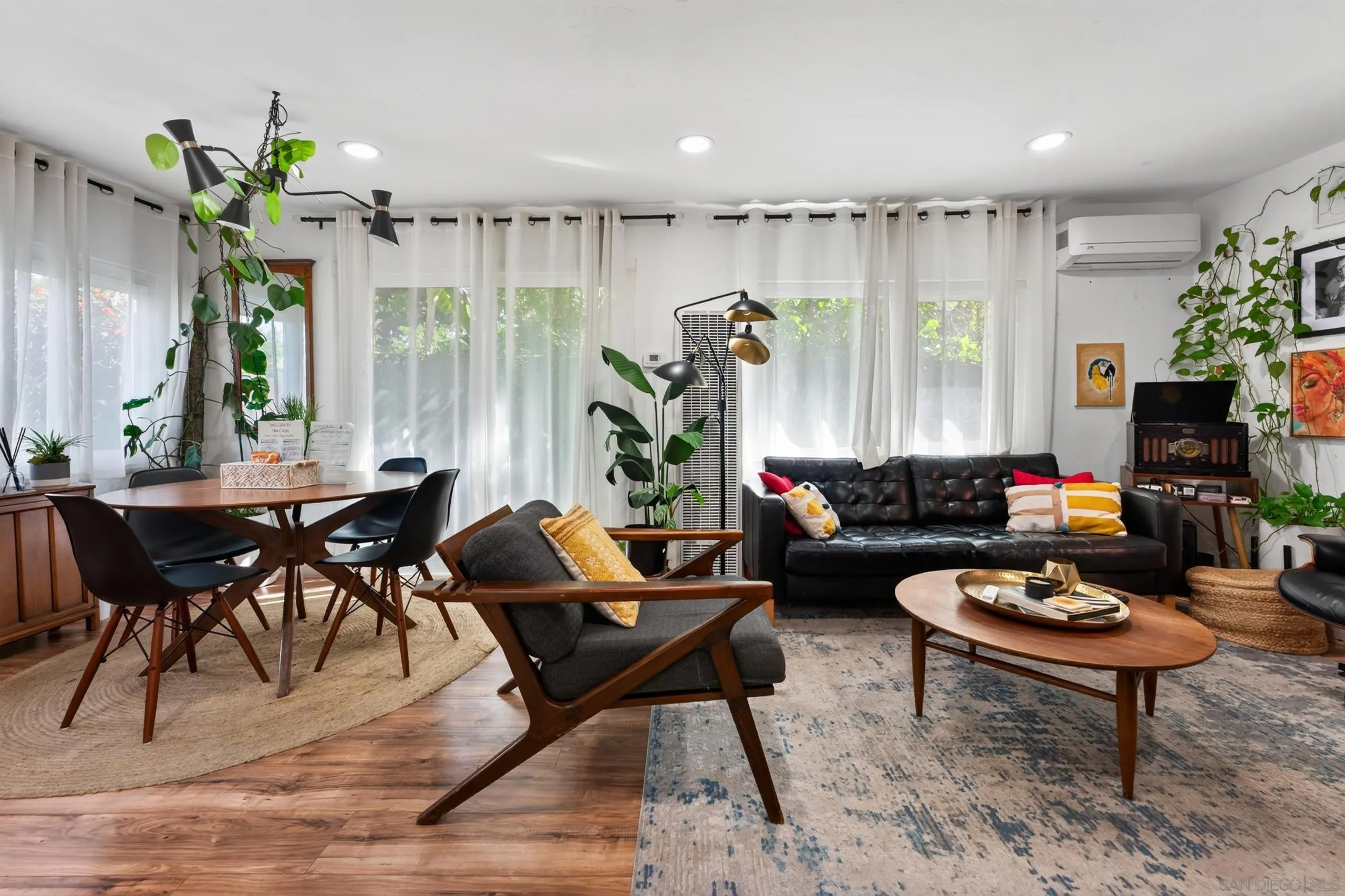 4029 Delta St, San Diego, CA 92113 4029 Delta St, San Diego, CA 92113