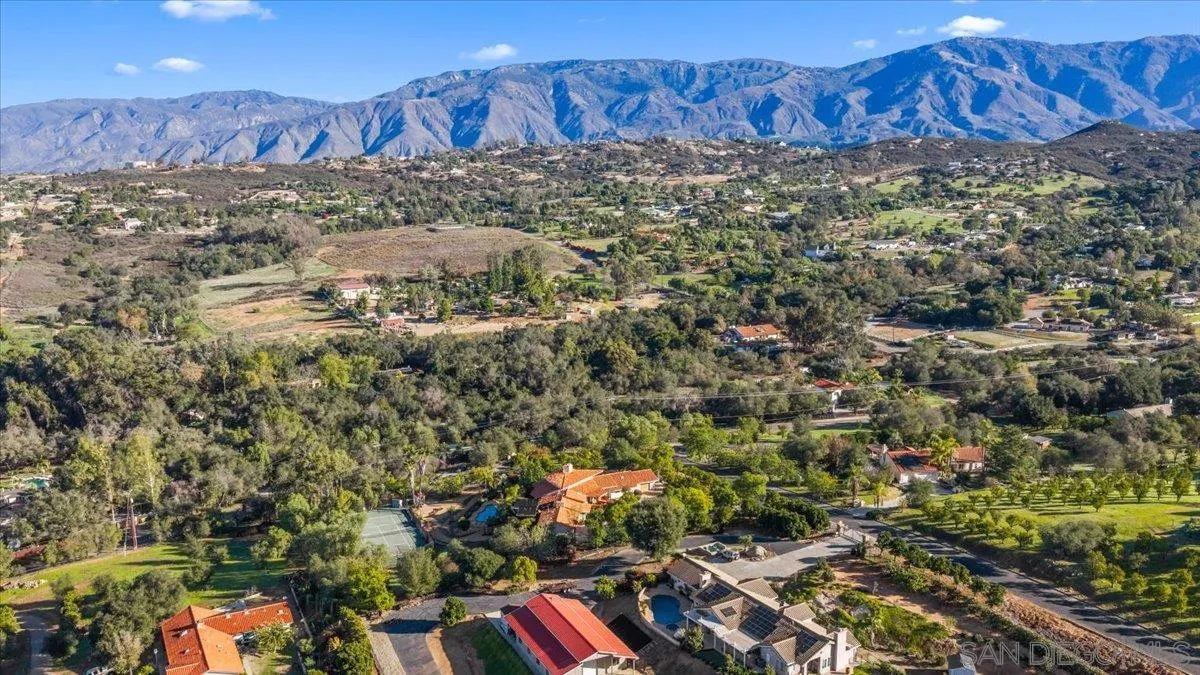 30458 Cool Valley Highlands Rd, Valley Center, CA 92082 30458 Cool Valley Highlands Rd, Valley Center, CA 92082