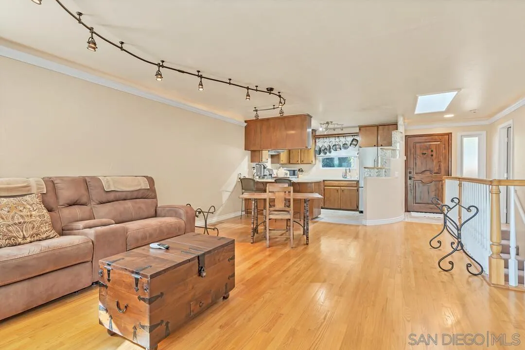 7861 Cimarron Ln, La Mesa, CA, 91942