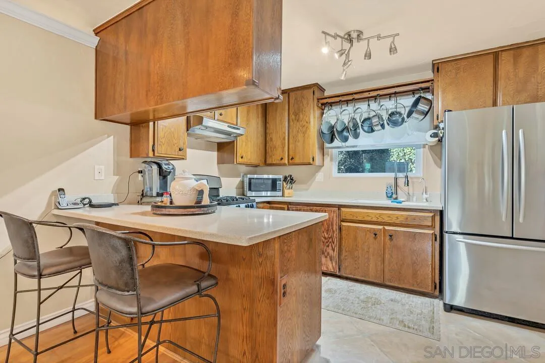 7861 Cimarron Ln, La Mesa, CA, 91942