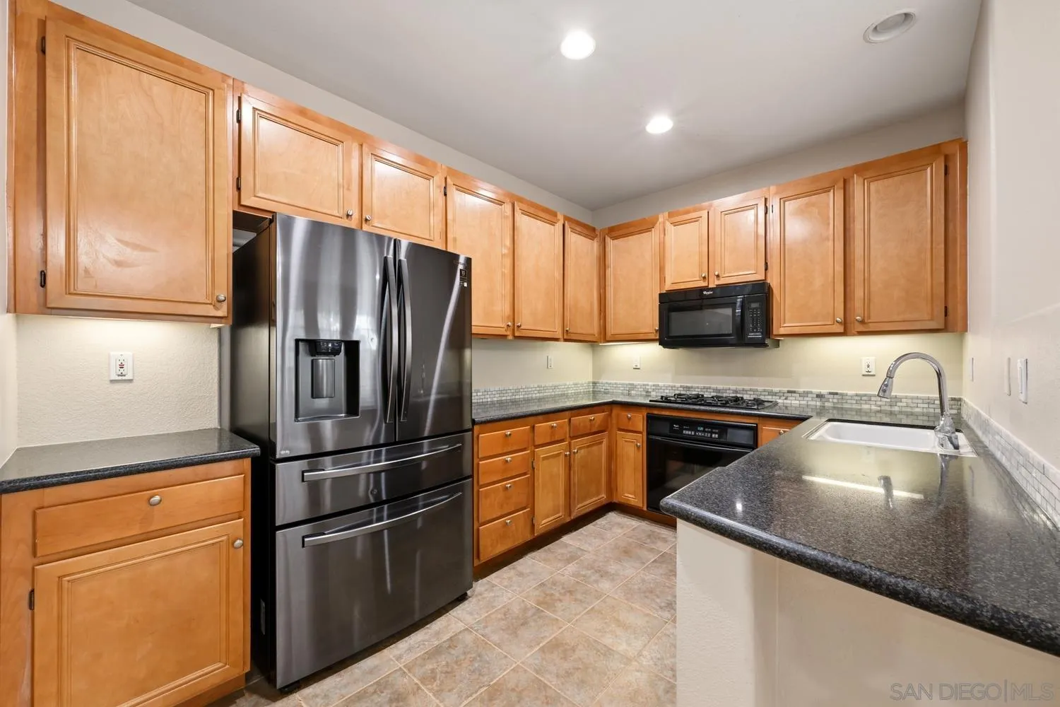https://cdn.realtyfeed.com/cdn/127/260026024/476decbcd0530691293fb2ee173fd376.webp