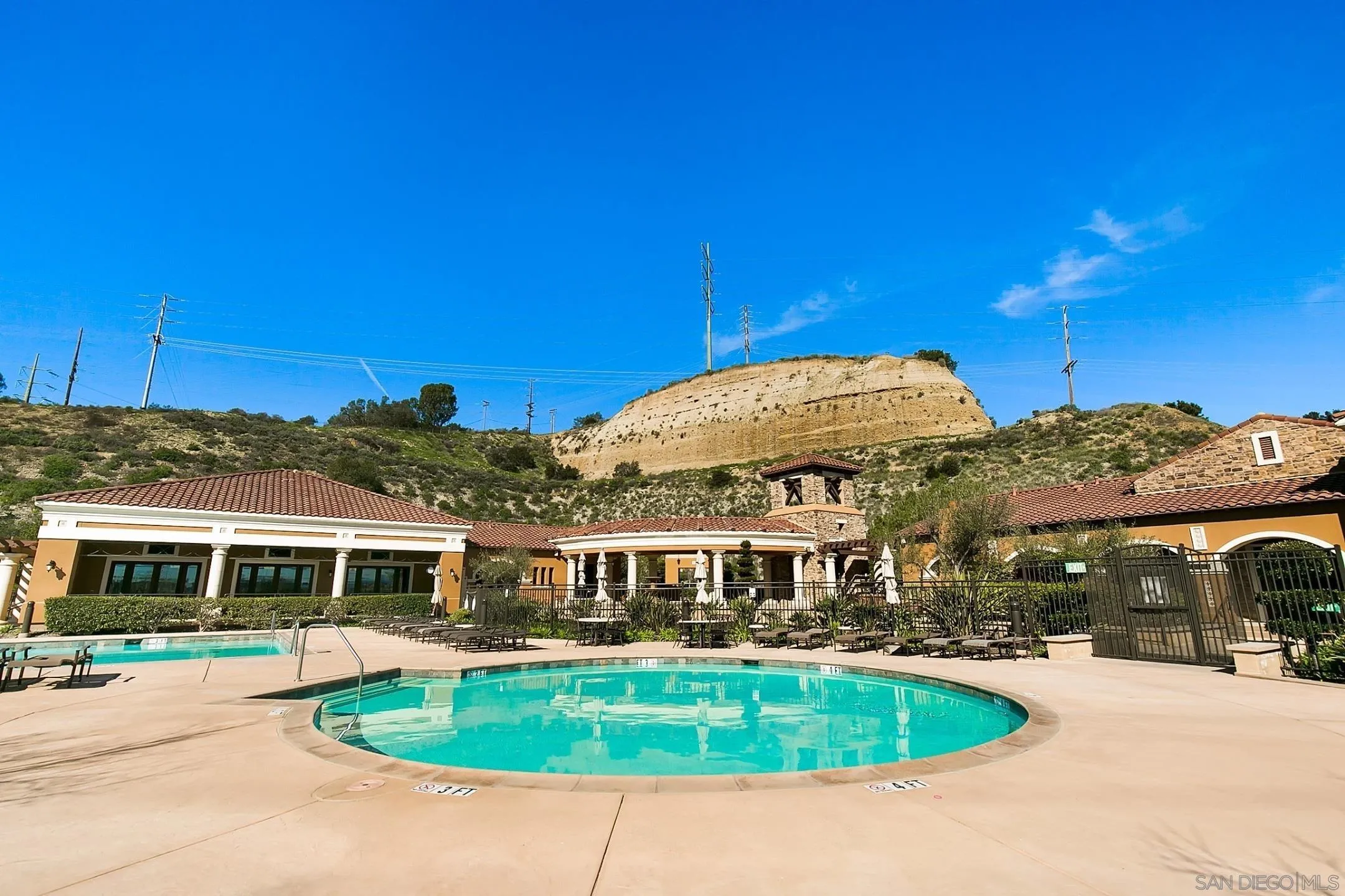 https://cdn.realtyfeed.com/cdn/127/260026024/535256f4dce9c32d521963f38cabbd98.webp
