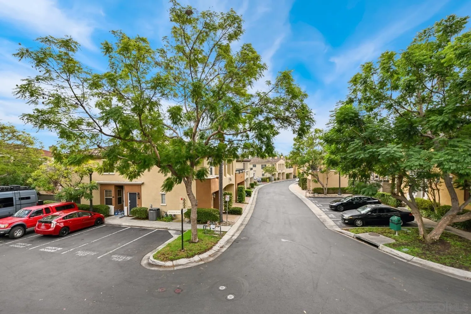 https://cdn.realtyfeed.com/cdn/127/260026024/849c43b983d93a759fd9a1b0701d671b.webp