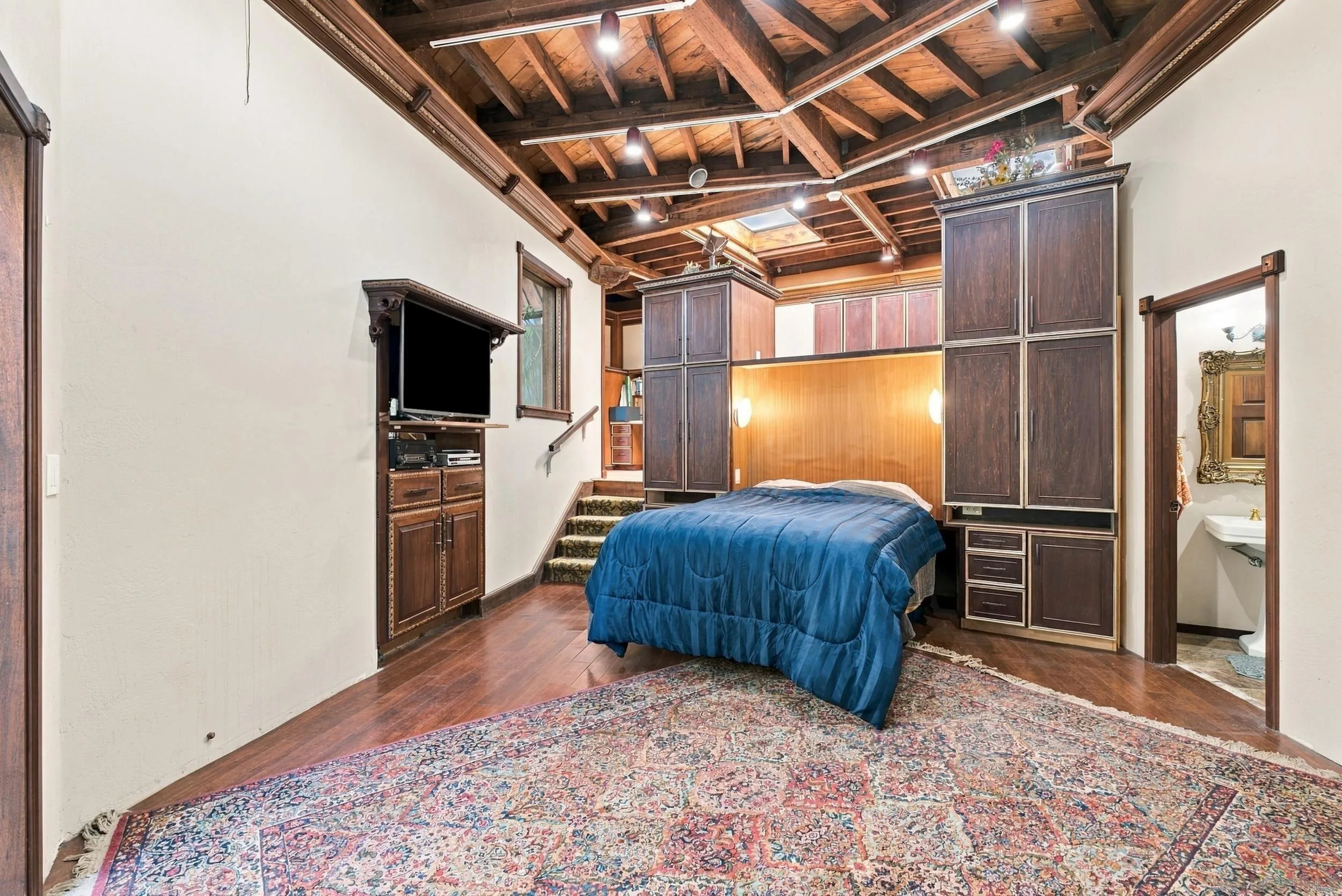 https://cdn.realtyfeed.com/cdn/127/260026025/0cd9870e7ddba291dc334f358e64685d.webp
