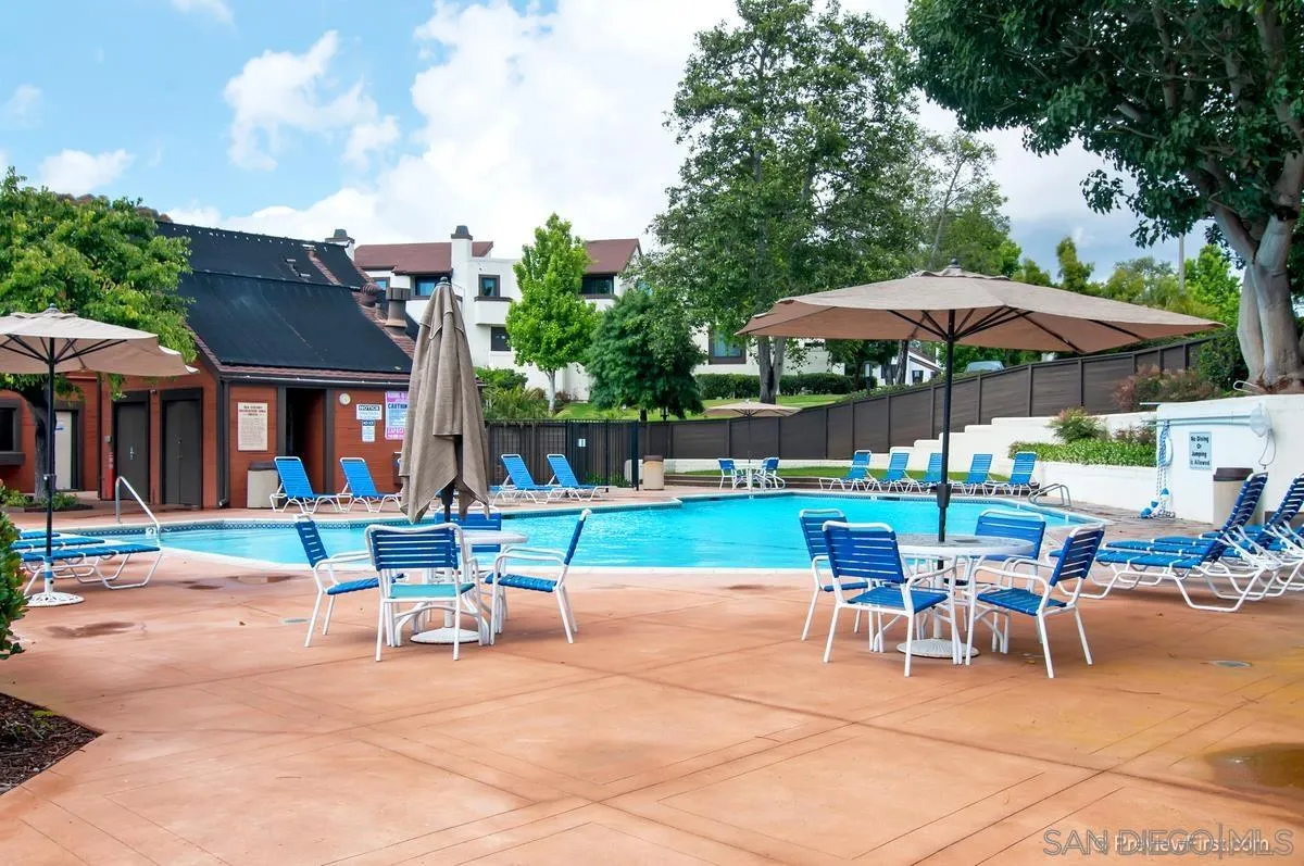 Photo #47: 2600263 Listing: Photo #47