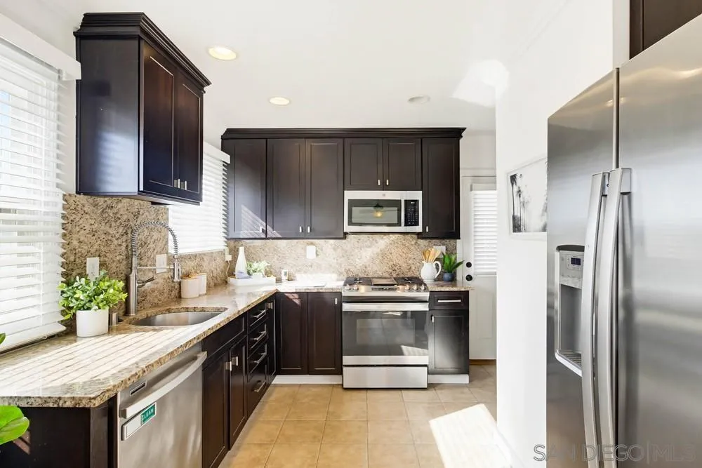 https://cdn.realtyfeed.com/cdn/127/2600272/93dd4adbebb8651682b5724618d66c3f.webp