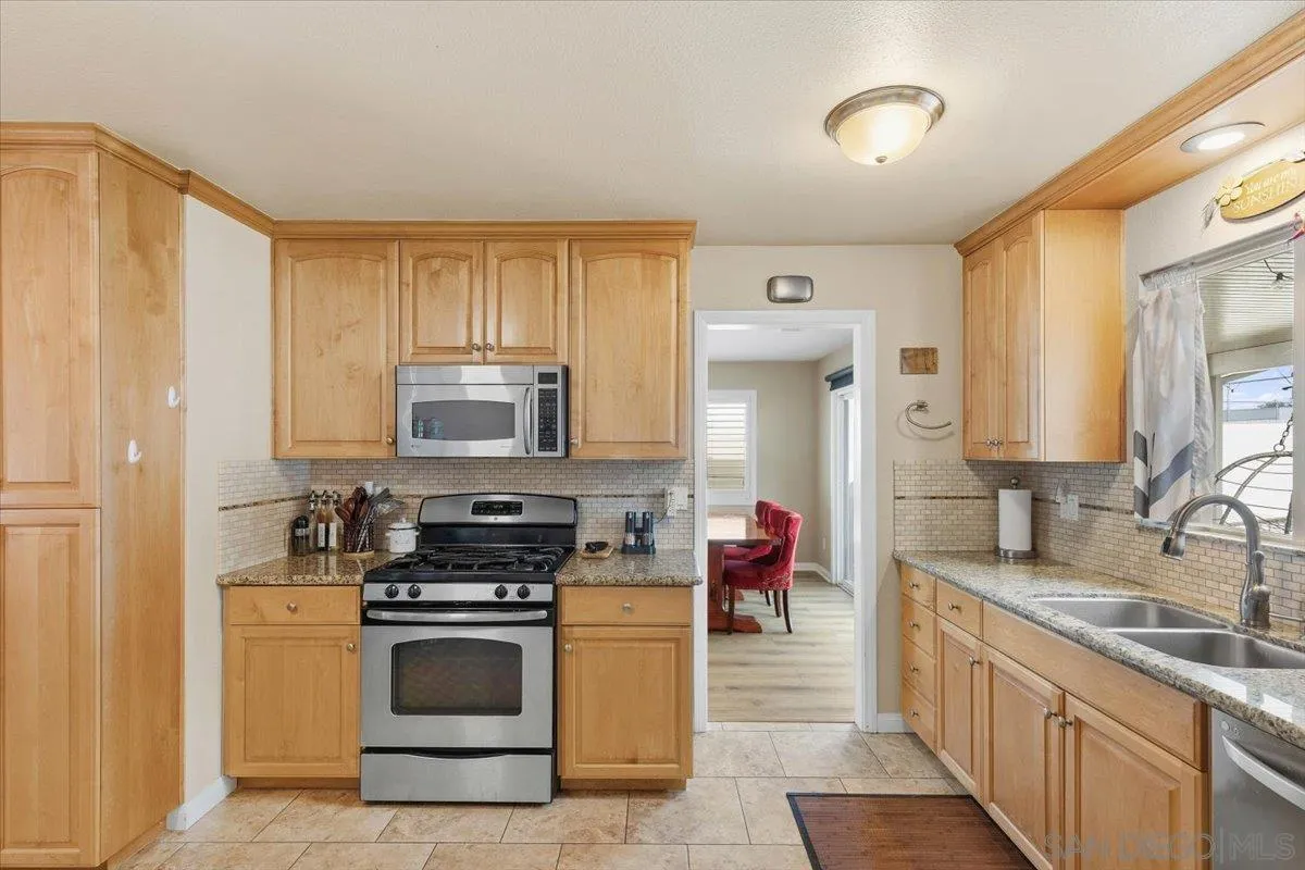 https://cdn.realtyfeed.com/cdn/127/2600277/043d21a10b2accc6825460063b304d7d.webp